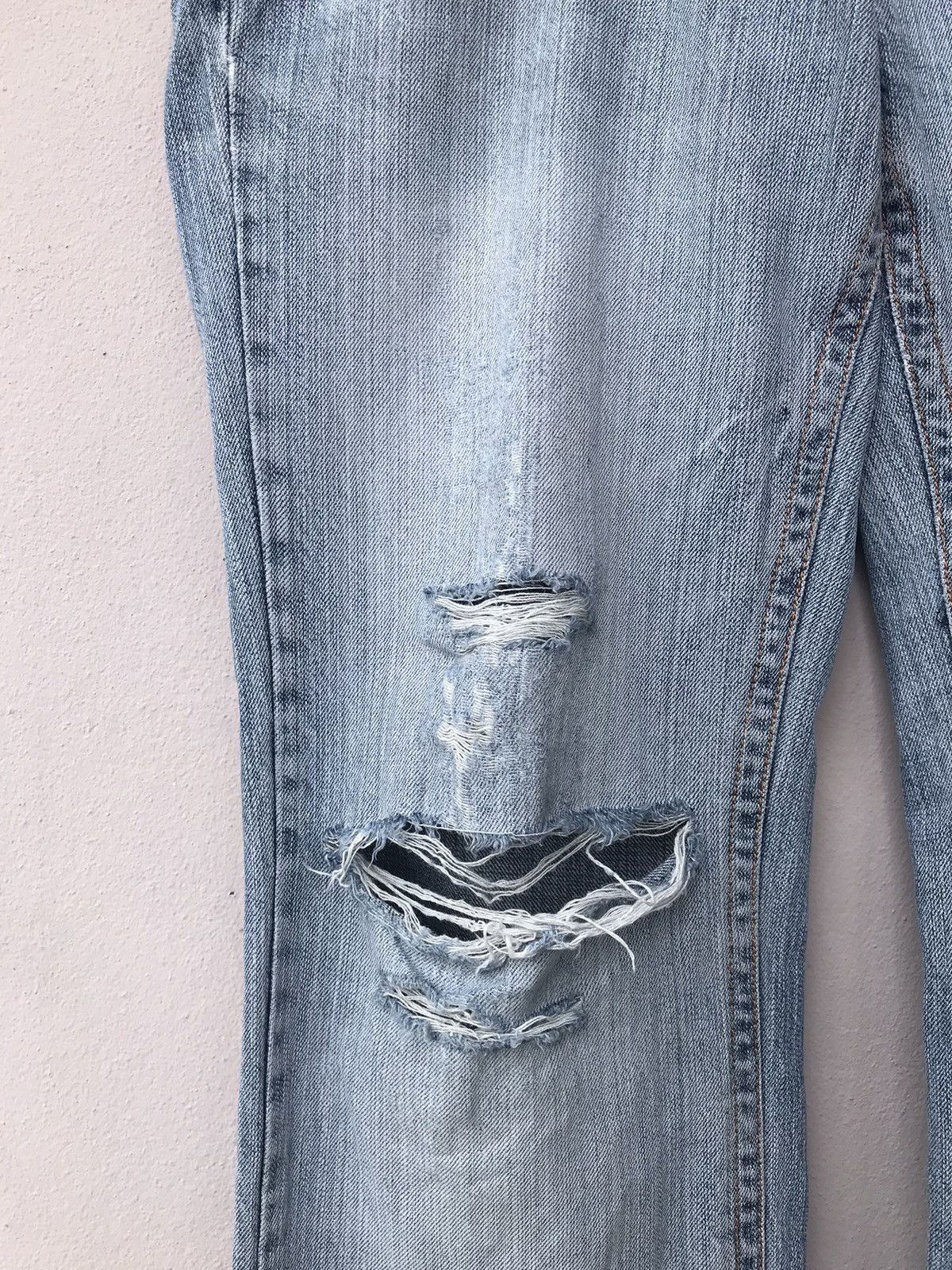Vintage Vintage Distressed Japanese Brand Denim Pants Size US 33 - 5 Thumbnail