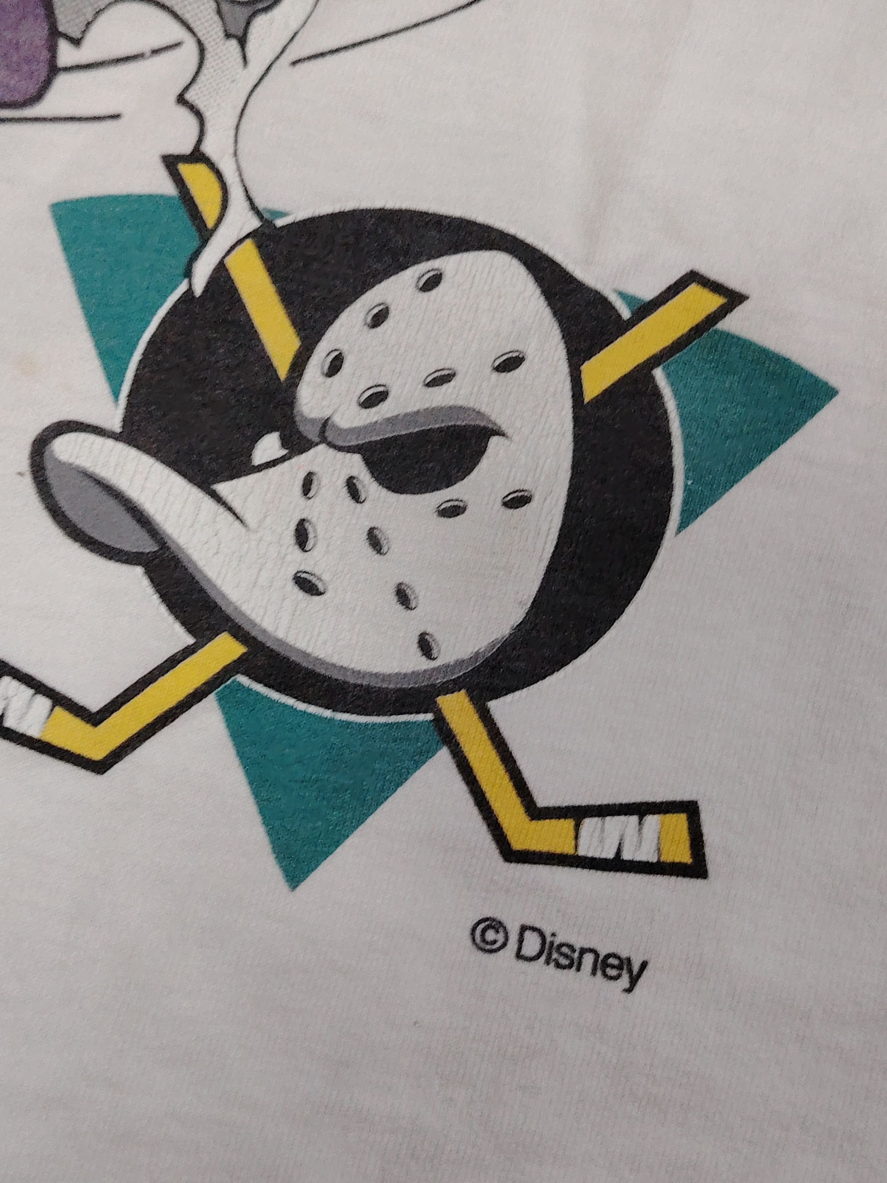 NHL Vintage Disney Mighty Ducks NHL Mirror Print Nutmeg t shirt Size US XL / EU 56 / 4 - 5 Thumbnail
