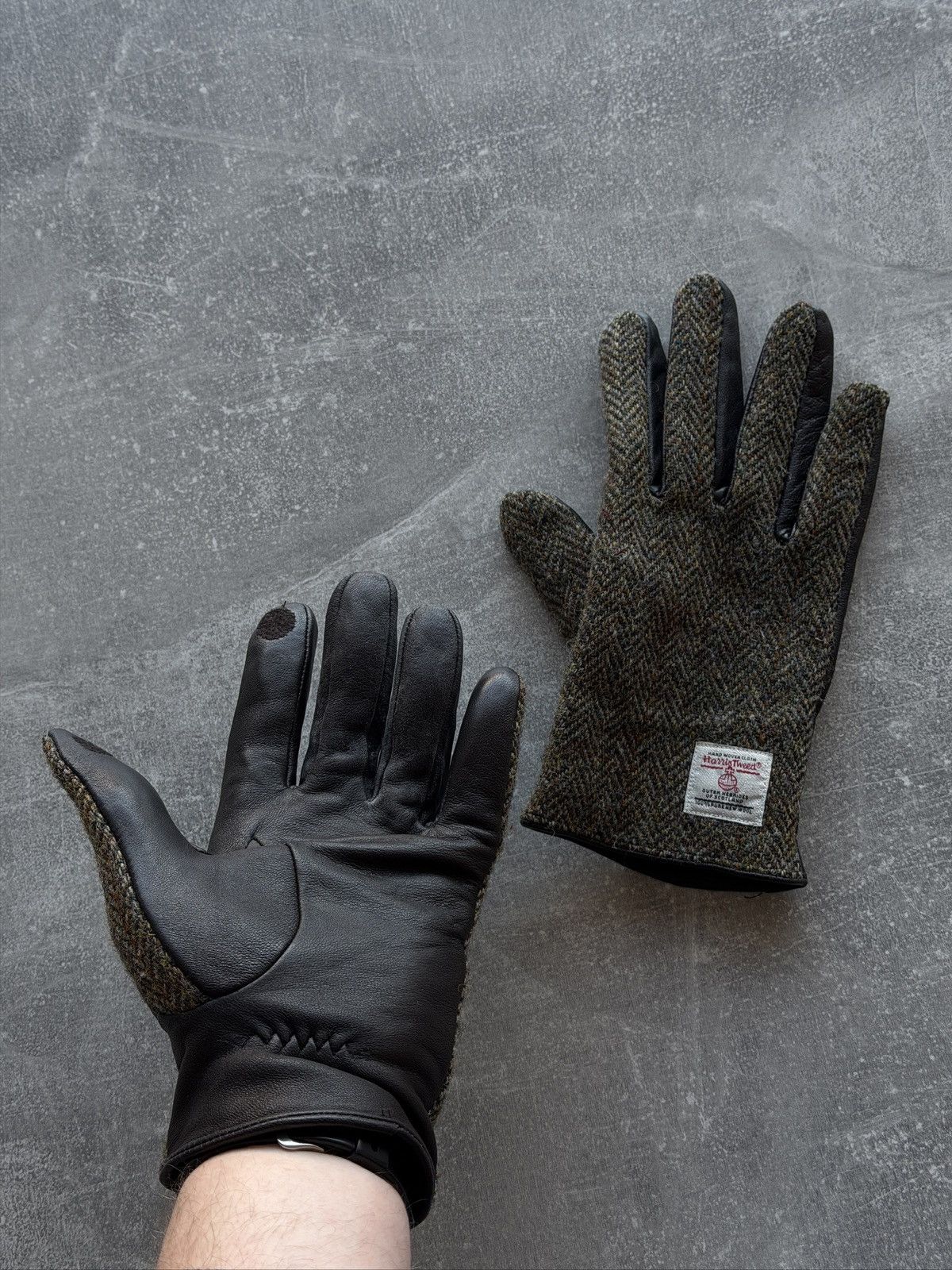 Harris Tweed Harris tweed gloves Size 32 - 7 Thumbnail