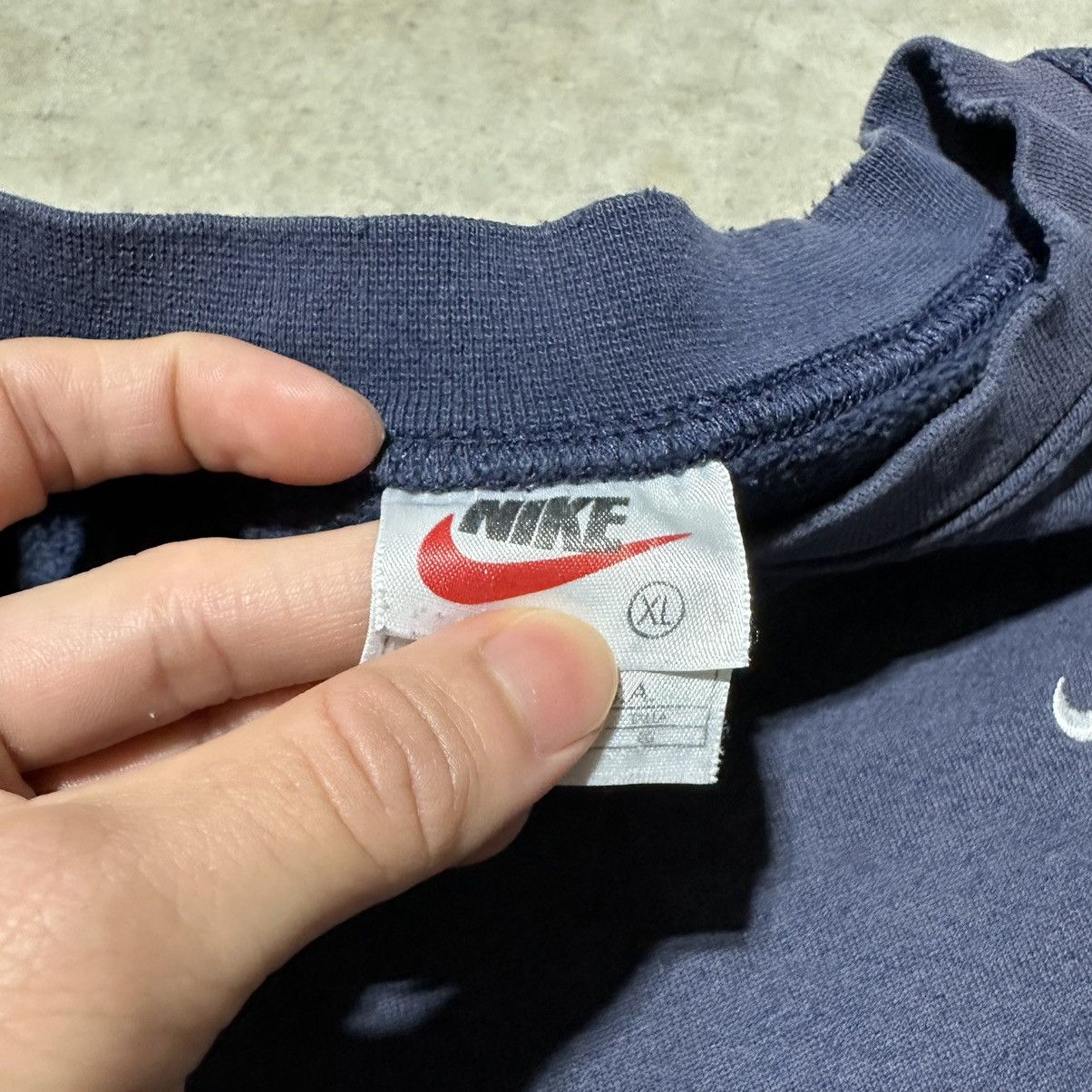 Nike × Vintage Vintage 90s Nike Crewneck size XL in Men Size US XL / EU 56 / 4 - 2 Thumbnail