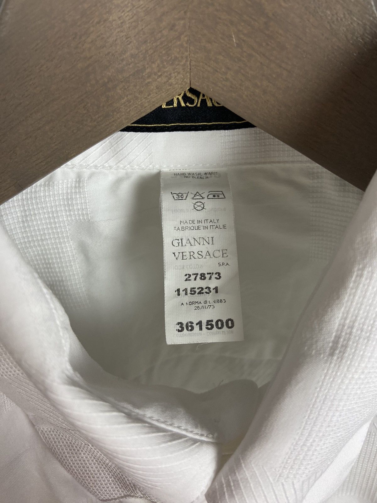 Versace Vintage Gianni Versace Luxury Geometric White Shirt Sz 48 Size US M / EU 48-50 / 2 - 9 Thumbnail