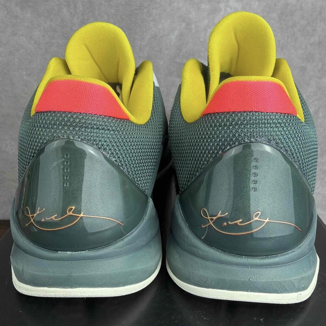 Nike Nike Zoom Kobe 5 Protro EYBL Girls 2020 Size 9.5 CD4991-300 Size US 9.5 / EU 42-43 - 5 Thumbnail