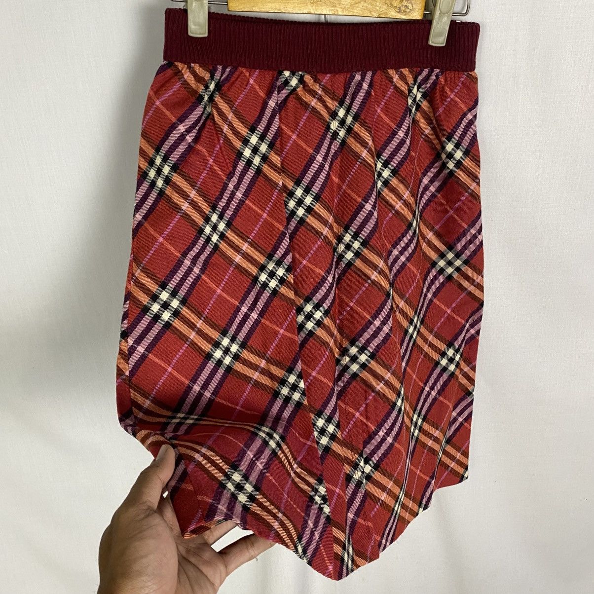 Burberry Burberry Novacheck Red Mini Midi Skirt Size 38" / US 16 / IT 52 - 2 Thumbnail