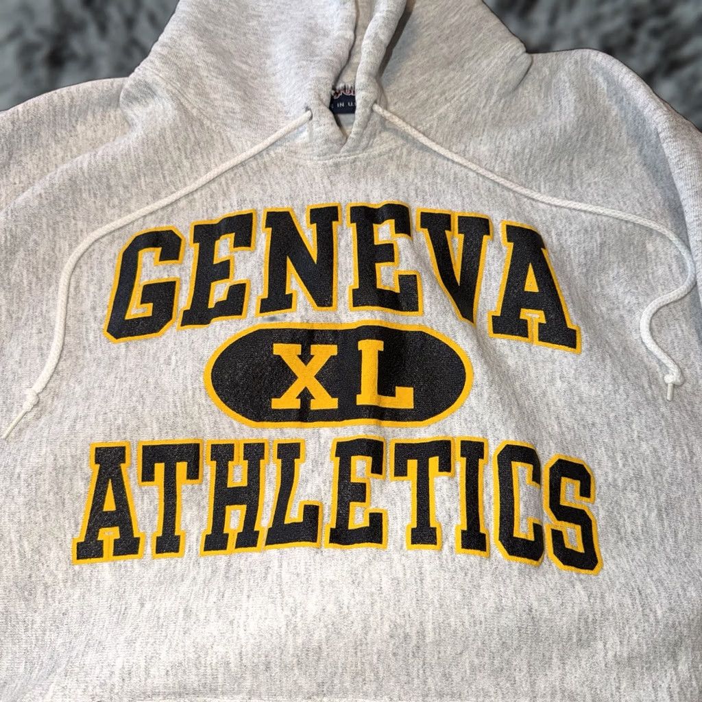 Jansport VINTAGE Geneva College Pullover Hoodie Athletics Size XL Made In USA 90’s NCAA Jansport Mens Gray Graphic Print Hooded Pockets Crew Neck Size US XL / EU 56 / 4 - 1 Thumbnail