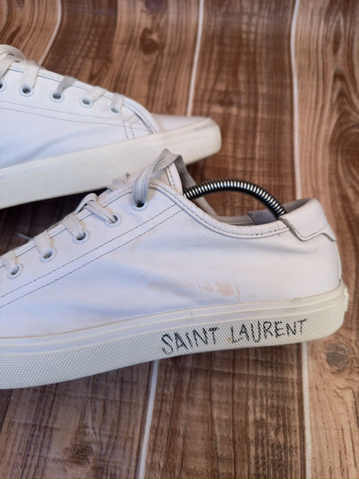 Yves Saint Laurent Saint Laurent Malibu White Leather Lace Up Lowtop Sneaks Size US 8.5 / EU 41-42 - 17 Thumbnail