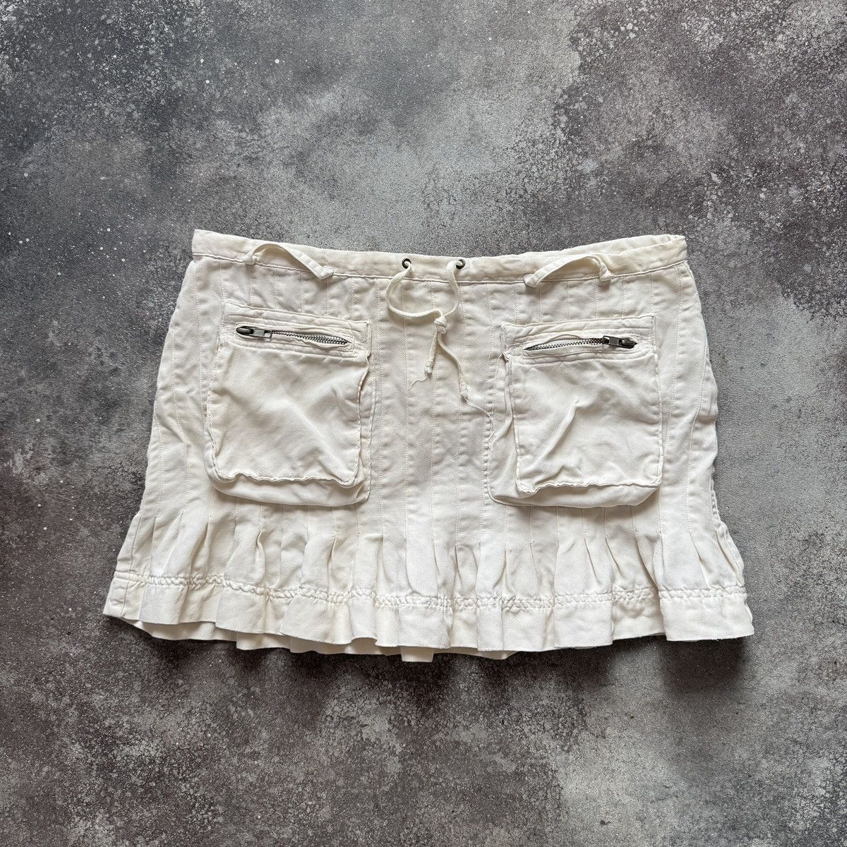 Hysteric Glamour 2000’s Grunge Fairy Low Rise White Cargo Ruffle Mini Skirt Size 27" / US 4 / IT 40 - 1 Thumbnail