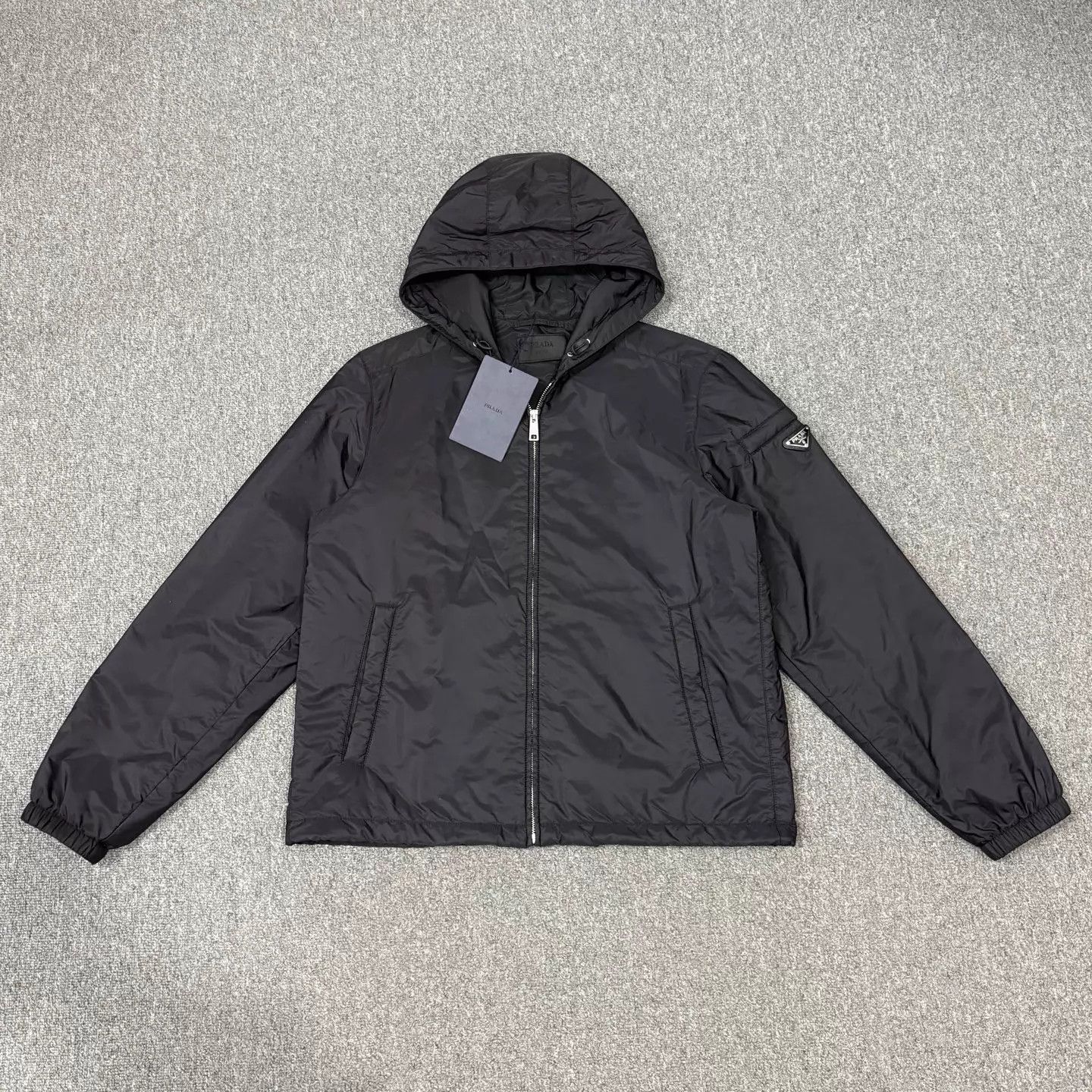 Prada Prada black triangle logo puffer jacket XL new Size US XL / EU 56 / 4 - 1 Thumbnail