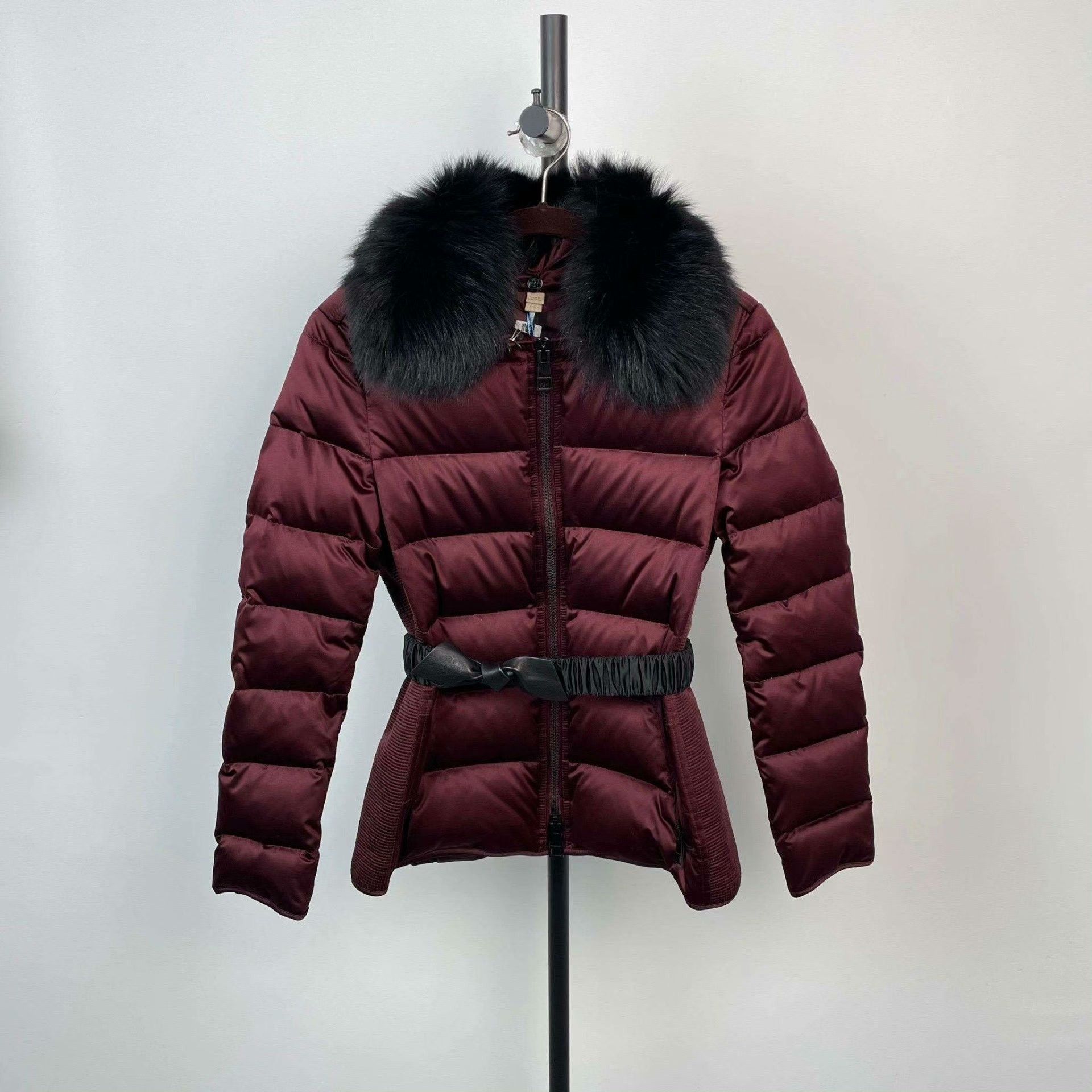 Burberry Burberry Down Red Down Jacket 38 Women Size S / US 4 / IT 40 - 1 Thumbnail