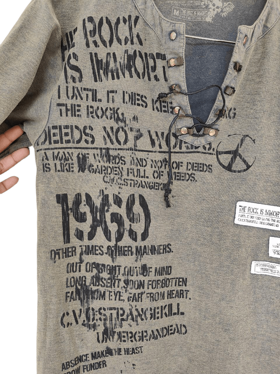 Beauty Beast 💥LAST CALL💥 Center Clease Emo Gothic Rockstar T Size US M / EU 48-50 / 2 - 3 Thumbnail