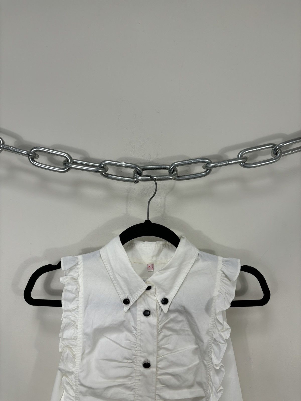 Moschino Vintage Moschino Women’s Ruffle Bib White Sleeveless Dress Size M / US 6-8 / IT 42-44 - 7 Thumbnail