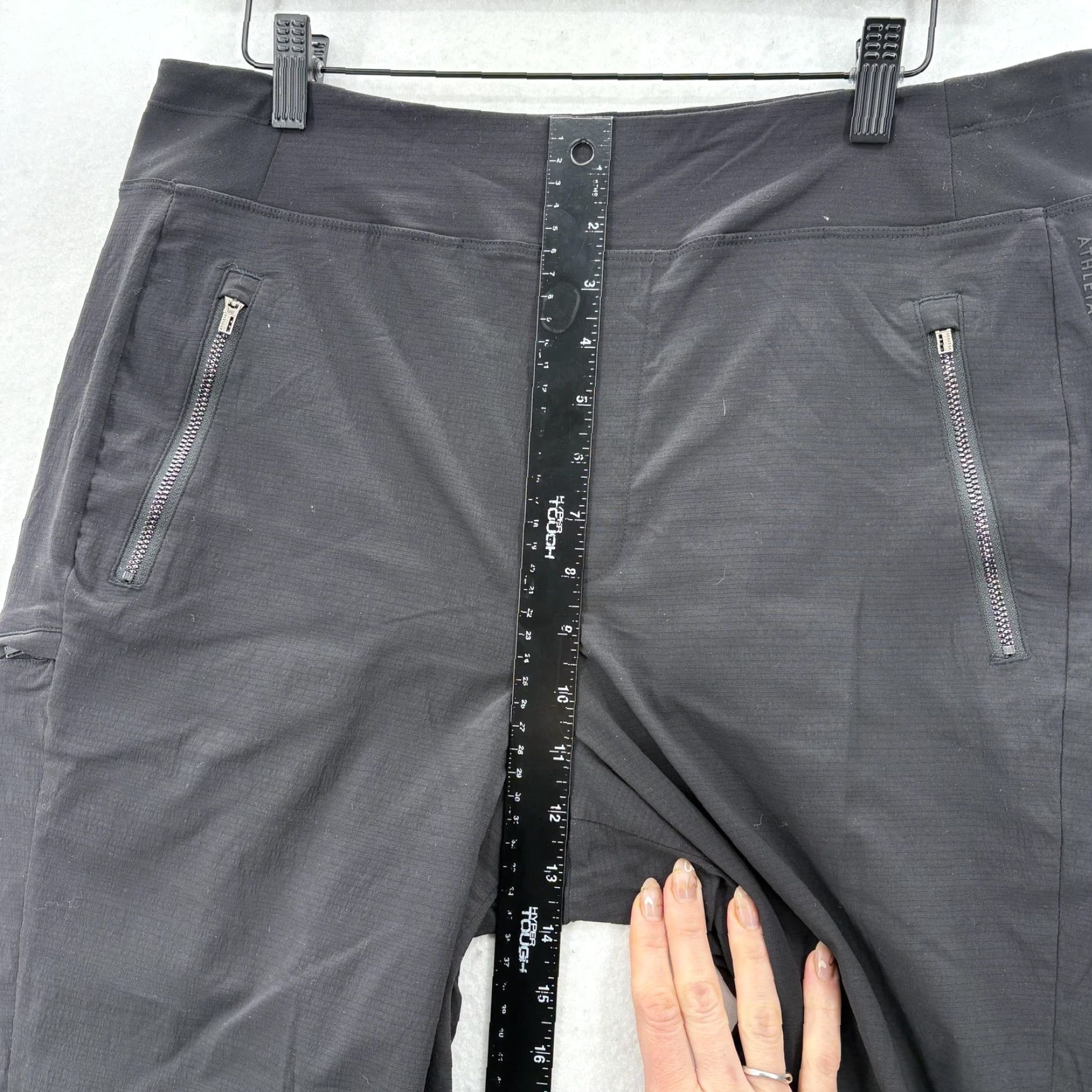 Athleta Athleta Trekkie North High Rise Jogger Pants Womens 12 Black Ripstop Taper Gym Size 34" / US 12 / IT 48 - 7 Thumbnail