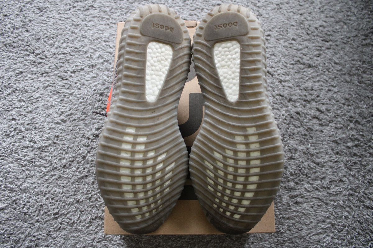 Adidas × Kanye West Adidas Yeezy Boost 350 V2 Beluga Reflective Size 12 Size US 12 / EU 45 - 5 Thumbnail