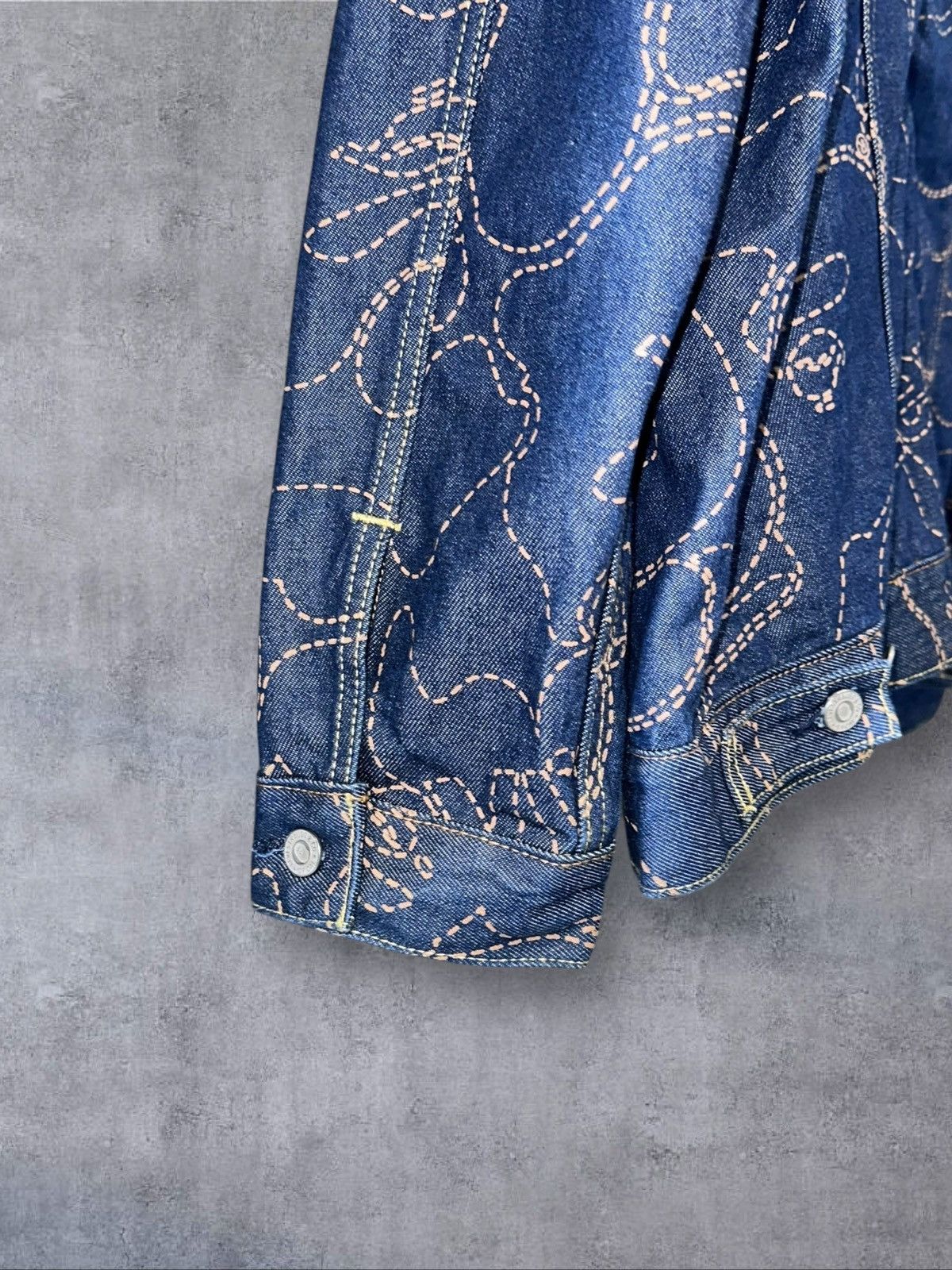 Bape × Levi's BAPE X LEVI’S SPLIT TRUCKER JACKET SIZE XL Size US XL / EU 56 / 4 - 4 Thumbnail