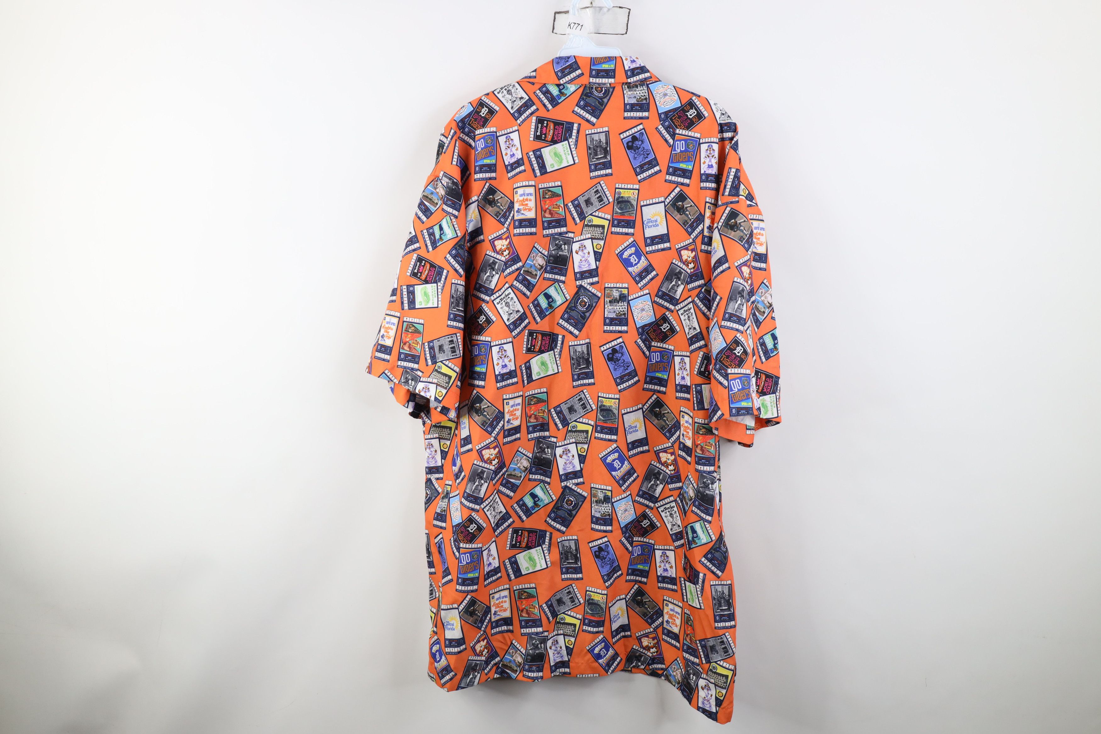 Vintage Vintage 90s Y2K Baseball Hawaiian Collared Button Shirt Size US XXL / EU 58 / 5 - 8 Thumbnail