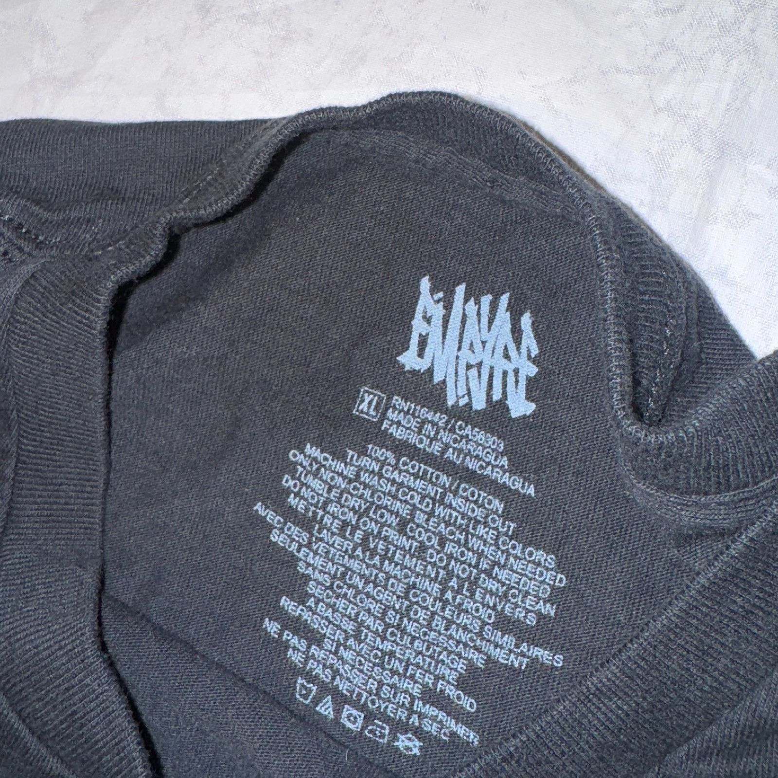 Empyre Empyre y2k Star Chrome Logo Skateboarding Black Skater Tshir Size US XL / EU 56 / 4 - 3 Thumbnail