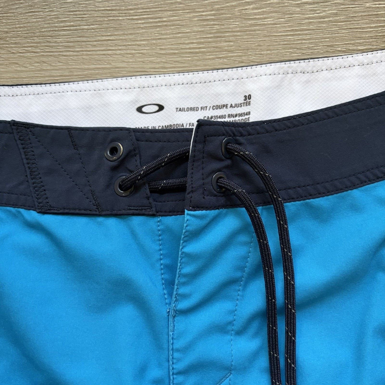 Oakley Oakley Board Shorts Men’s 30 Waist Swim Trunks Y2K Surf Size US 30 / EU 46 - 3 Thumbnail