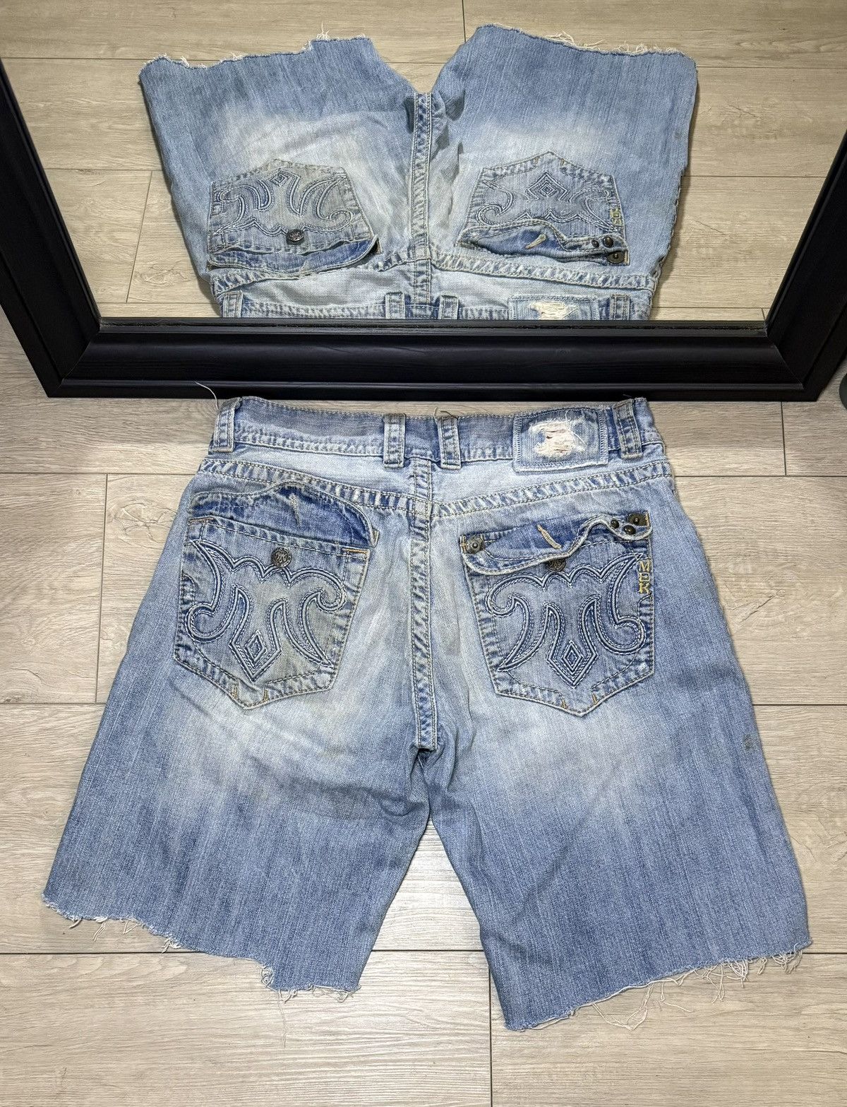 True Religion Y2K 2000s Chopped Mek Denim Embroidered Distressed Logo Jort Size US 34 / EU 50 - 1 Thumbnail