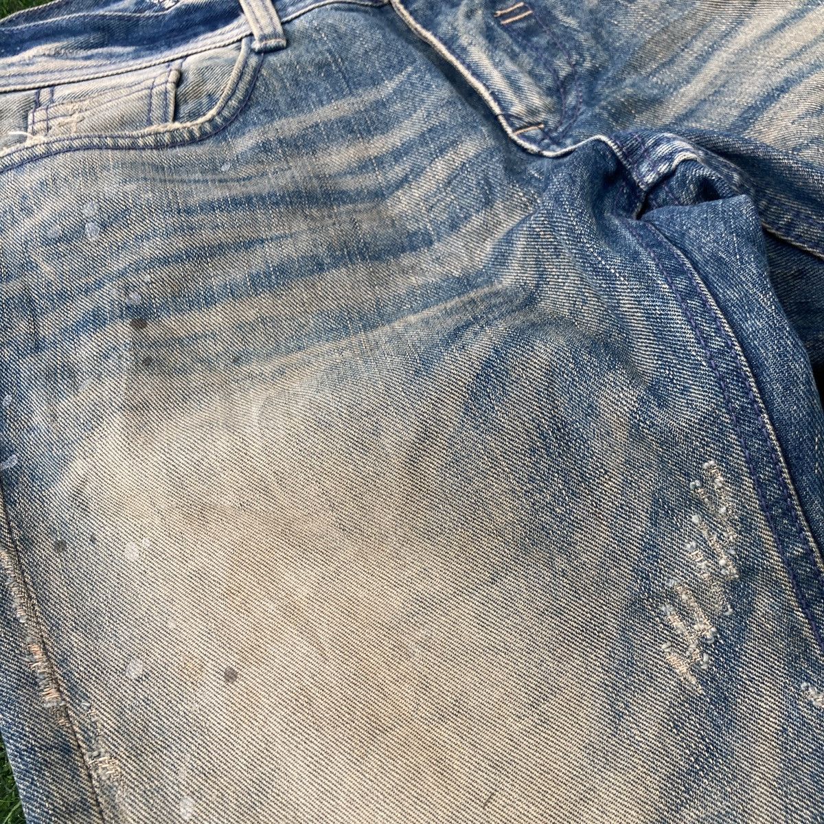 Japanese Brand A.V.H COSTUME DISTRESSED JEANS Size US 31 - 7 Thumbnail