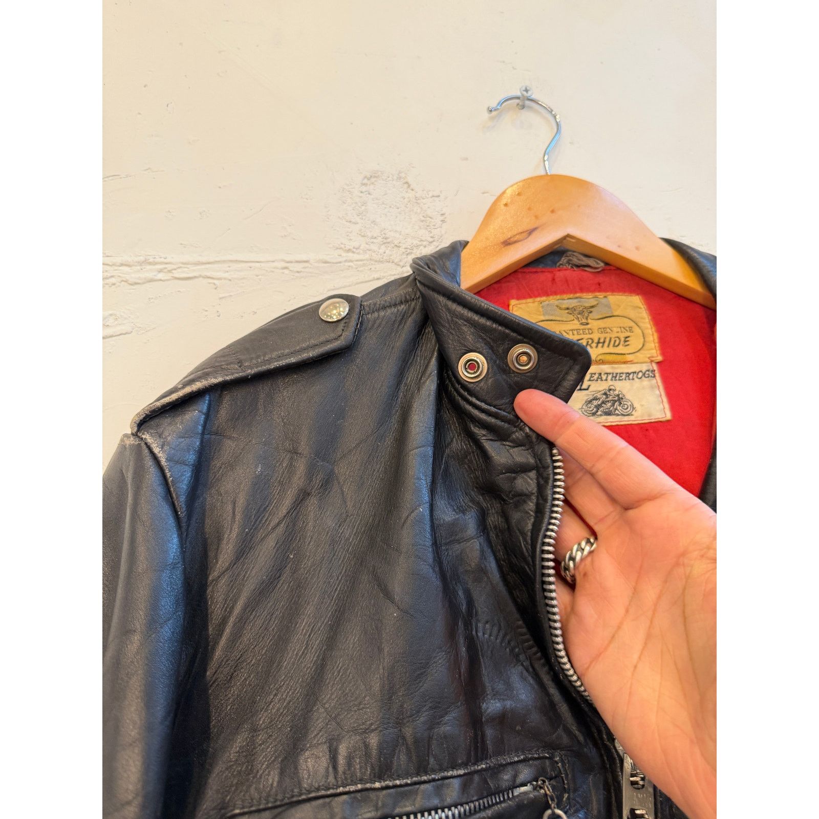 Vintage Vintage Herm's Leather Togs Black Leather Moto Jacket Size US L / EU 52-54 / 3 - 8 Thumbnail
