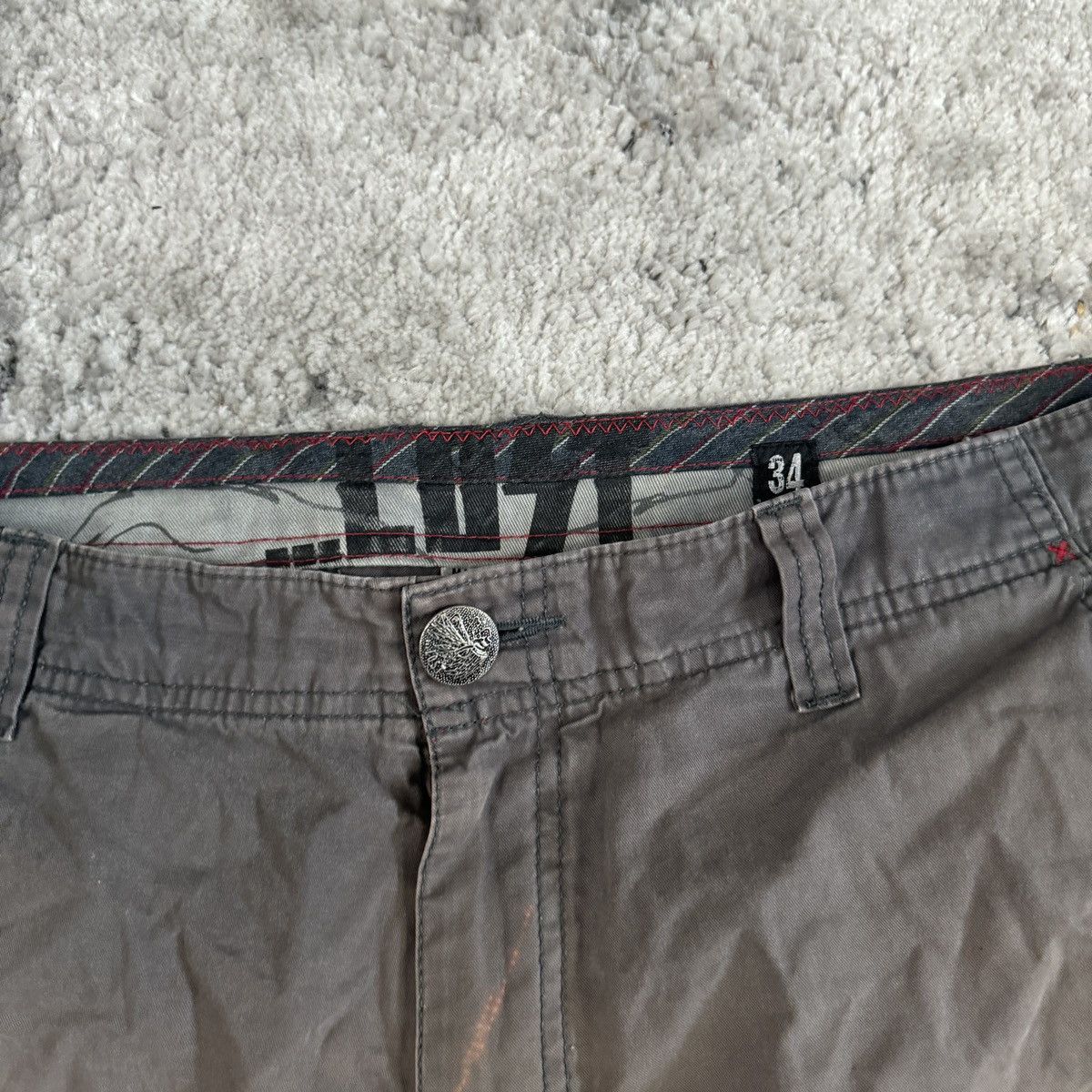 Billabong × Lost Enterprises × Vintage Vintage Y2K Faded black Lost surfwear cargo shorts Size US 38 / EU 54 - 5 Thumbnail