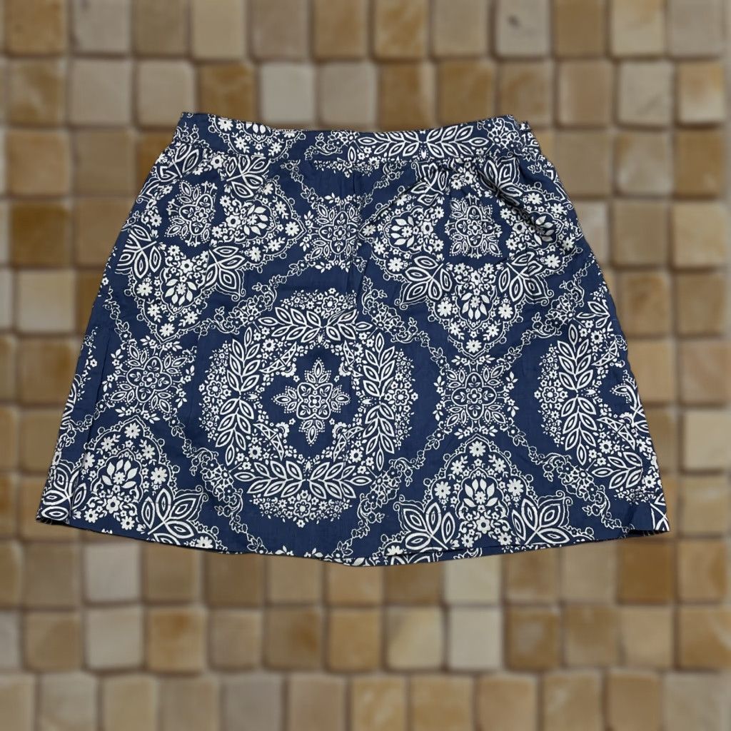 Vintage VINTAGE G.H. Bass Boho Floral A-Line Skirt 10 Lightweight Cotton Navy Blue Beige Womens Size 32" / US 10 / IT 46 - 1 Thumbnail