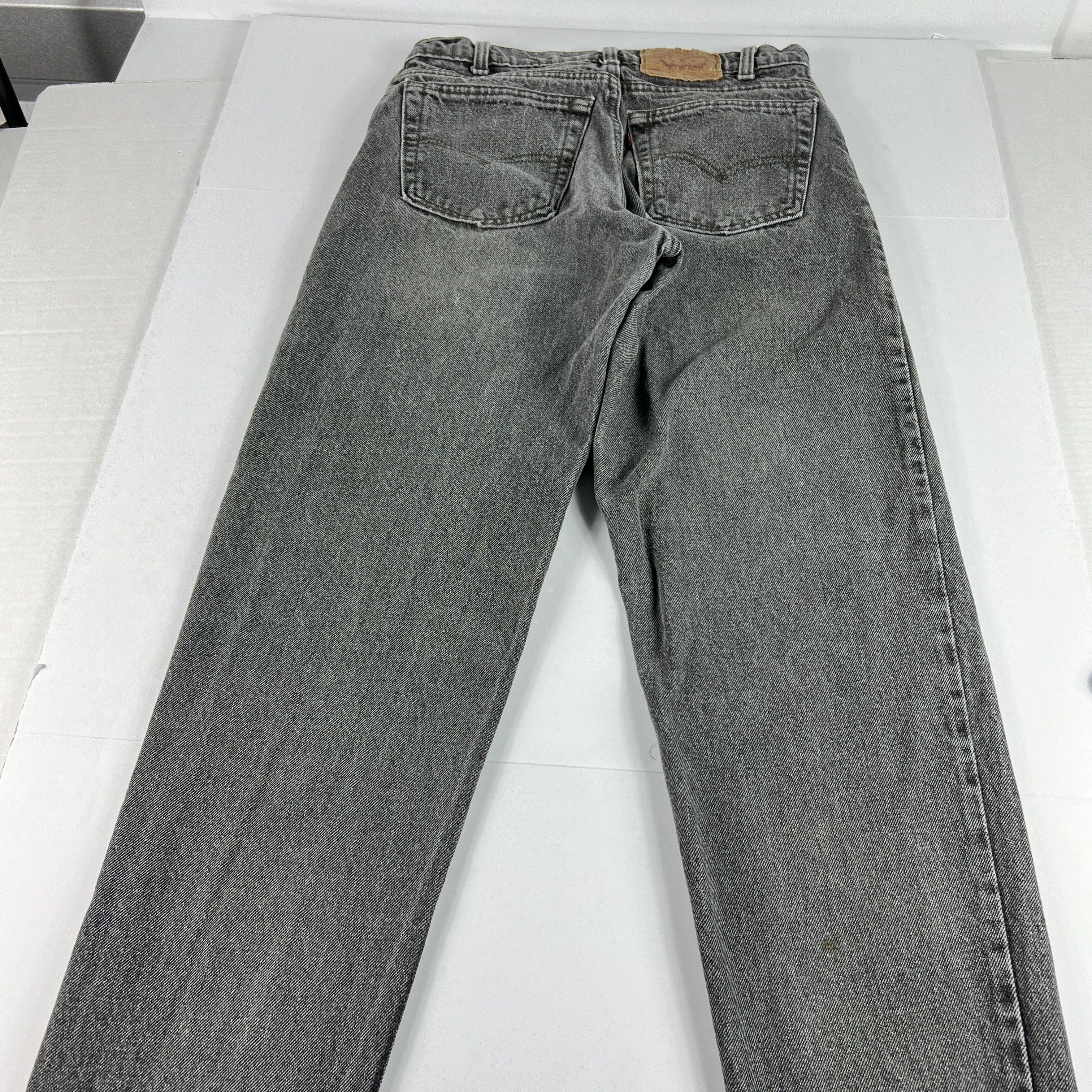 Levi's × Vintage VTG 80s Levi's Jean 550 Relaxed Black Faded Thrashed Denim Size US 30 / EU 46 - 13 Thumbnail