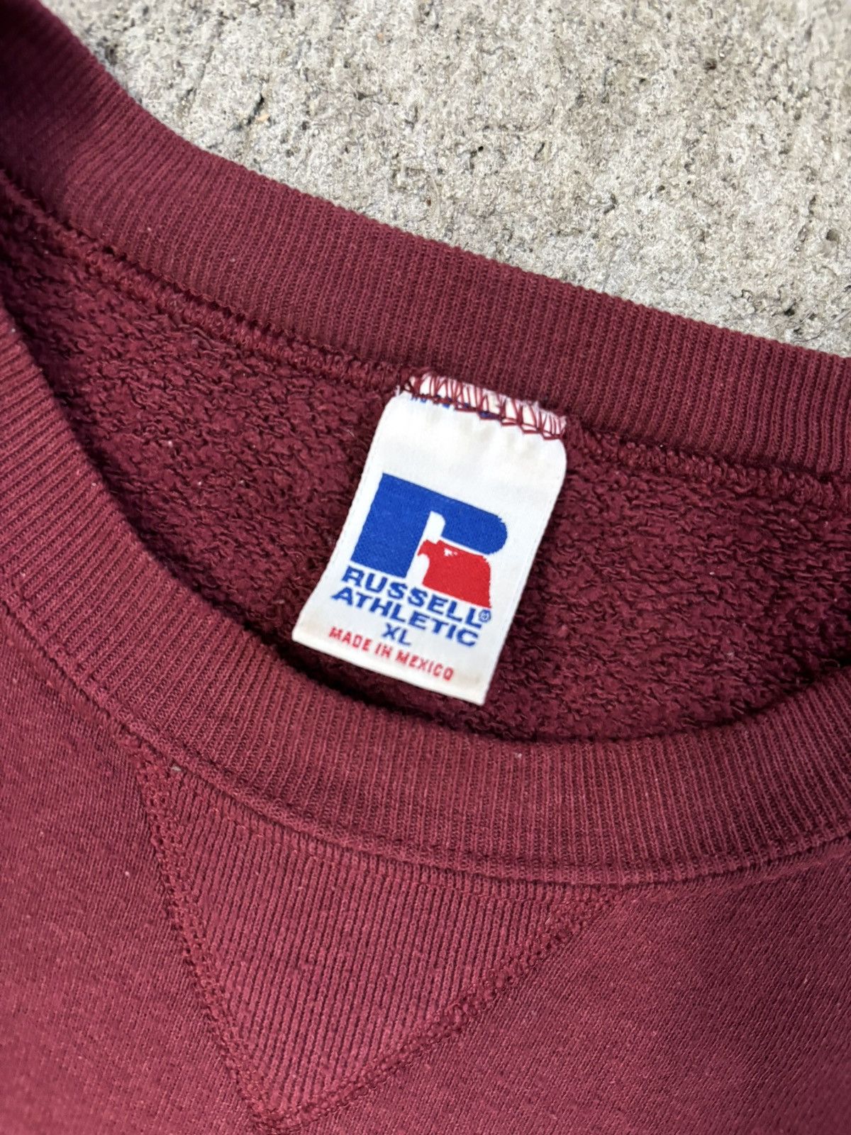 Russell Athletic × Vintage Burgundy BlankRussell athletic crewneck sweatshirt Size US L / EU 52-54 / 3 - 3 Thumbnail