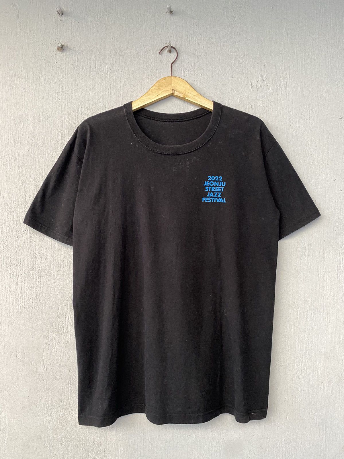 Band Tees JEONJU STREET JAZZ FESTIVAL 2022 TEE Size US XL / EU 56 / 4 - 1 Thumbnail