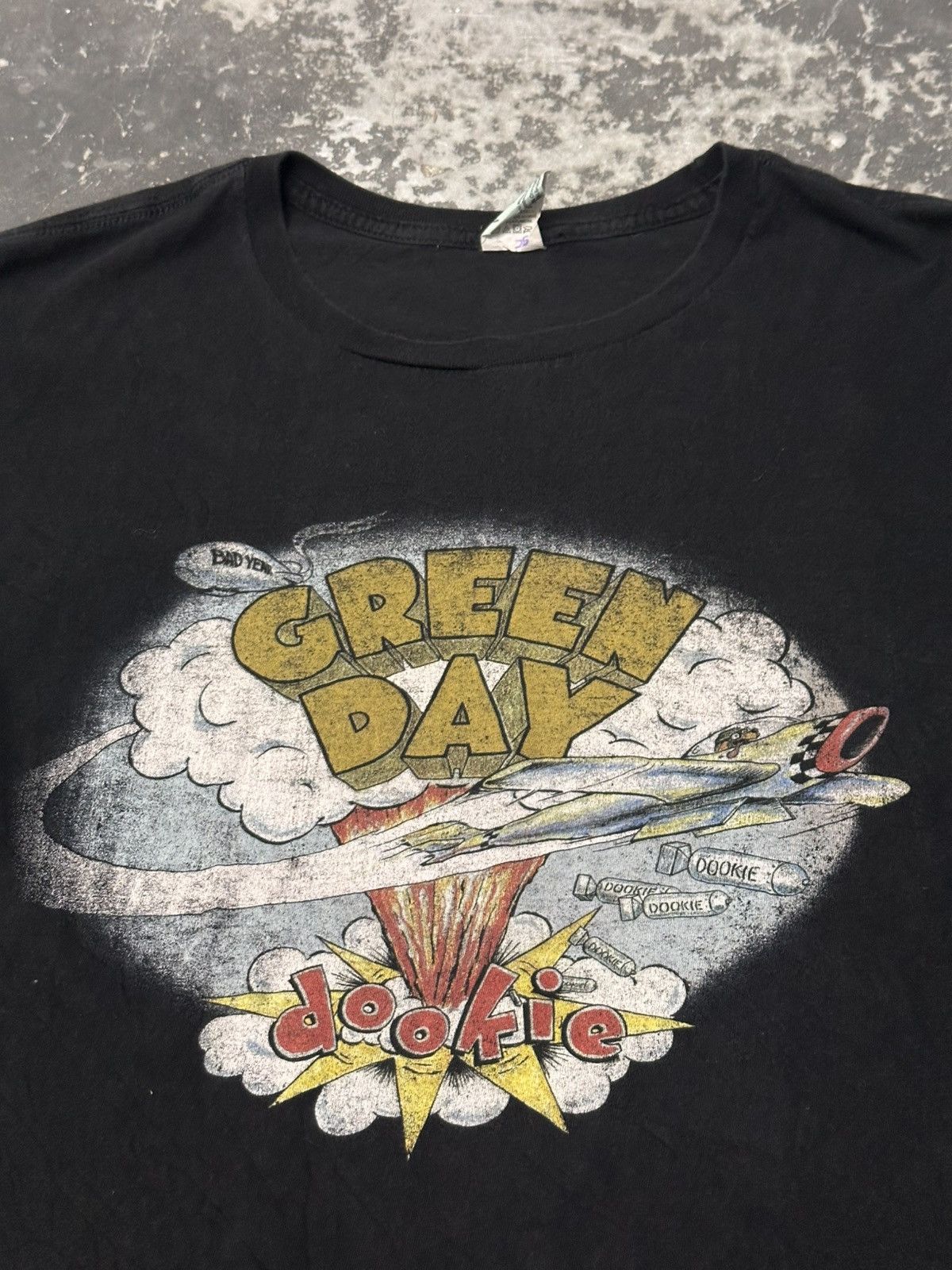 Band Tees × Vintage Vintage 90s Green Day Dookie Album T-Shirt Band Size US XL / EU 56 / 4 - 2 Thumbnail