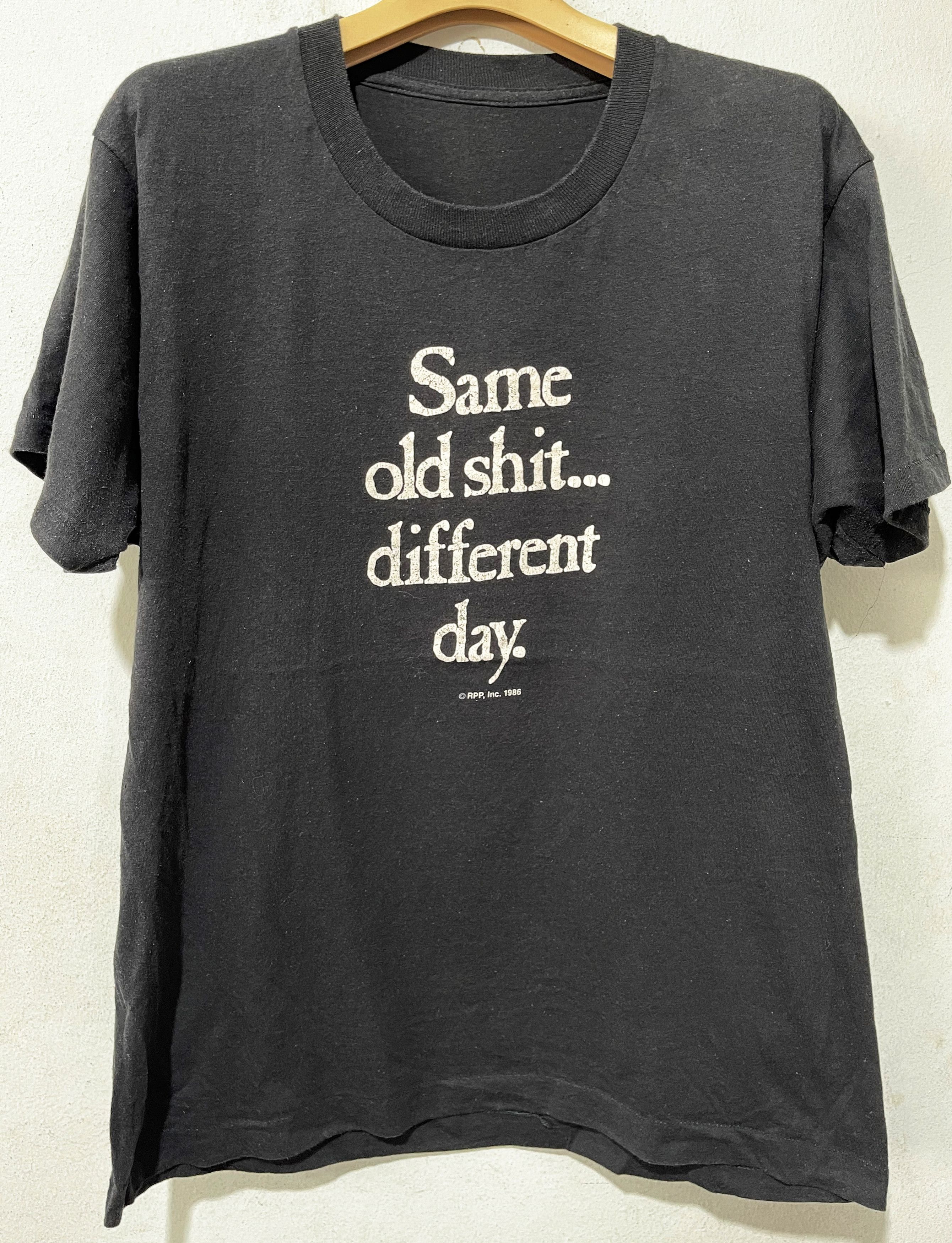 Band Tees × Vintage Vintage 80s "Same Old Shit Different Day" Tee Size US M / EU 48-50 / 2 - 1 Thumbnail