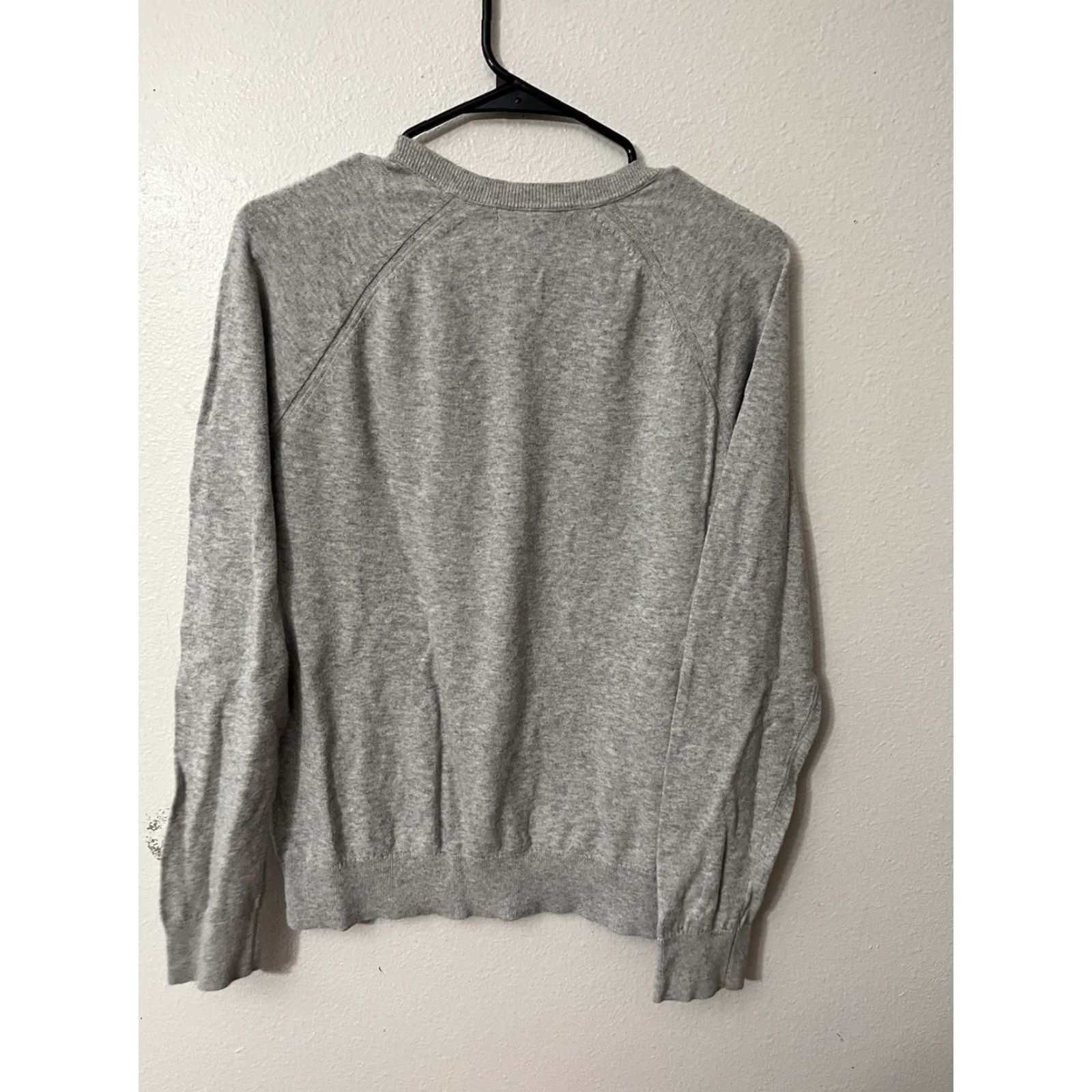Banana Republic Banana Republic Sweater V-Neck Long Sleeve Gray Cotton Solid Men Size M Size M / US 6-8 / IT 42-44 - 2 Thumbnail
