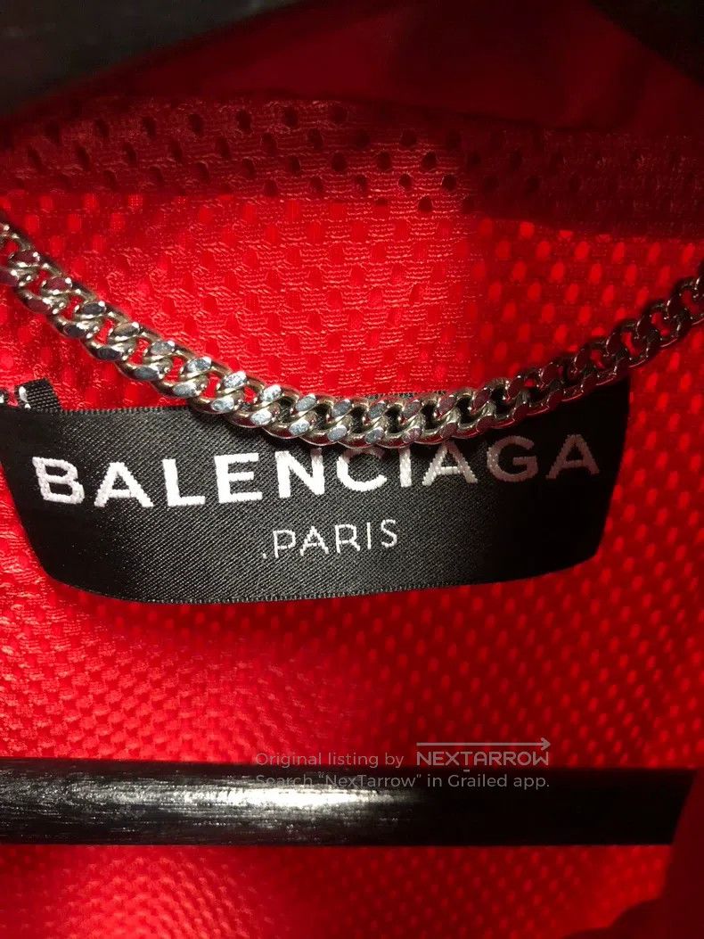 Balenciaga Balenciaga Red printed pattern logo windbreaker jacket Size US S / EU 44-46 / 1 - 3 Thumbnail