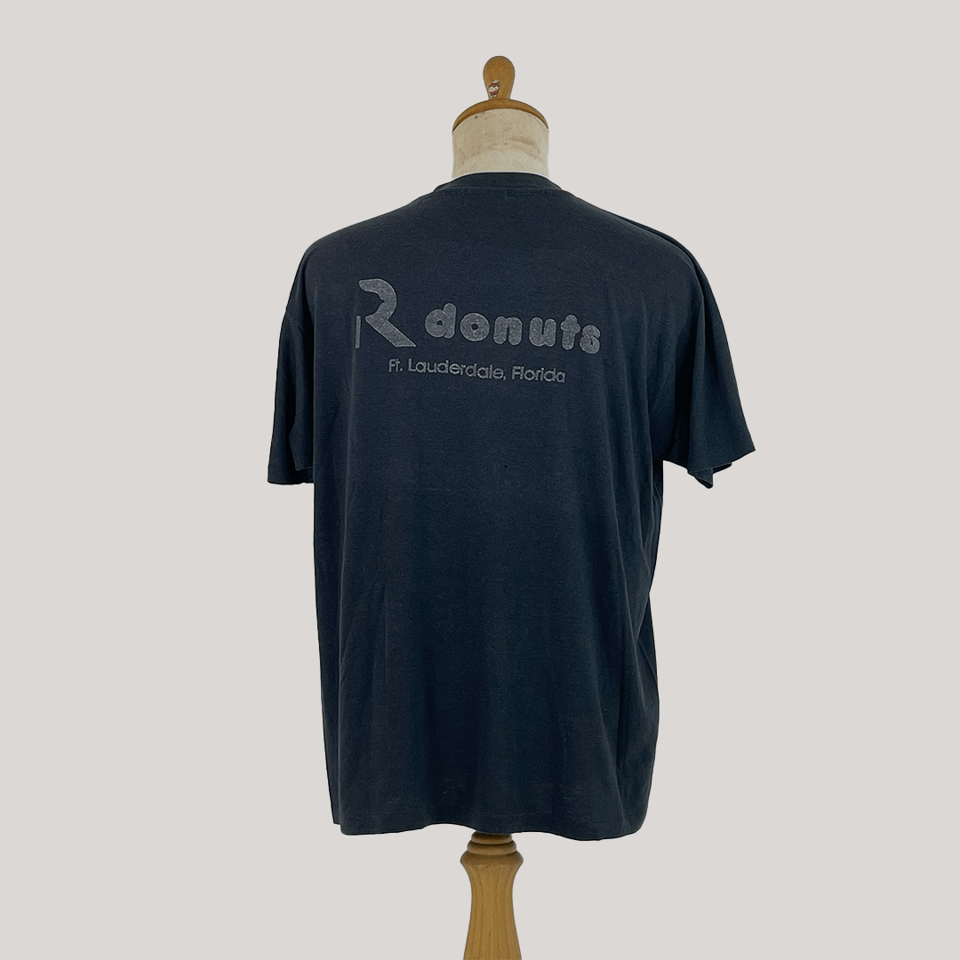 Hanes × Vintage Rare Vintage 80s The Risque Donut R Donuts Tee Size US L / EU 52-54 / 3 - 3 Thumbnail