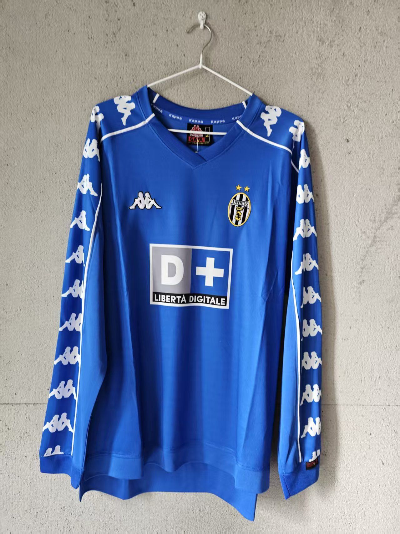 Kappa 1999 2000 Juventus Jersey Longsleeve Size US XL / EU 56 / 4 - 1 Thumbnail