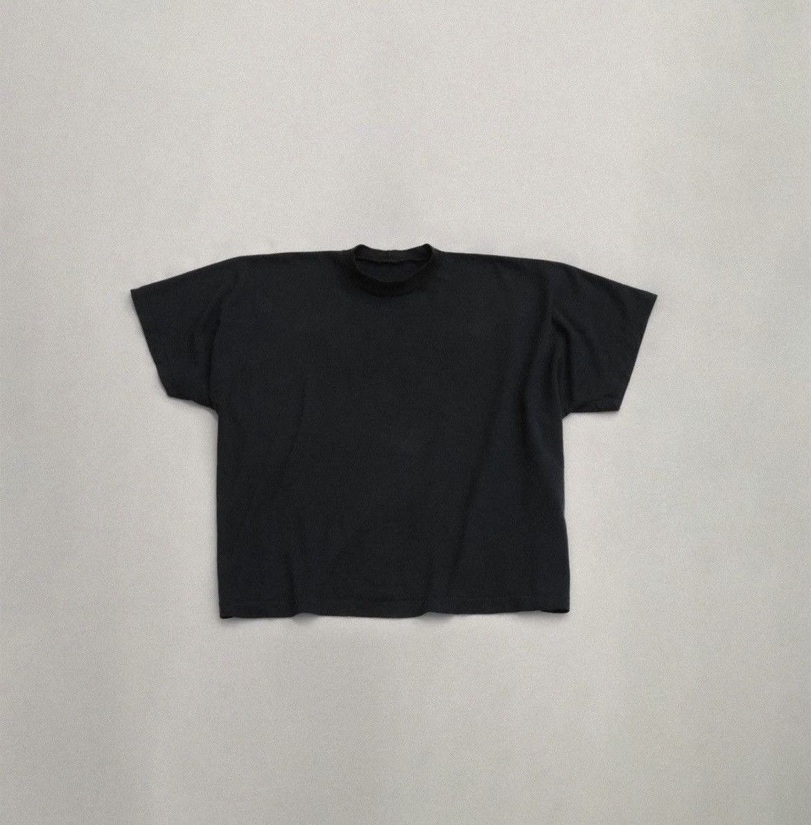 Yeezy Unreleased Yeezy No Seam Tee Size US L / EU 52-54 / 3 - 1 Thumbnail