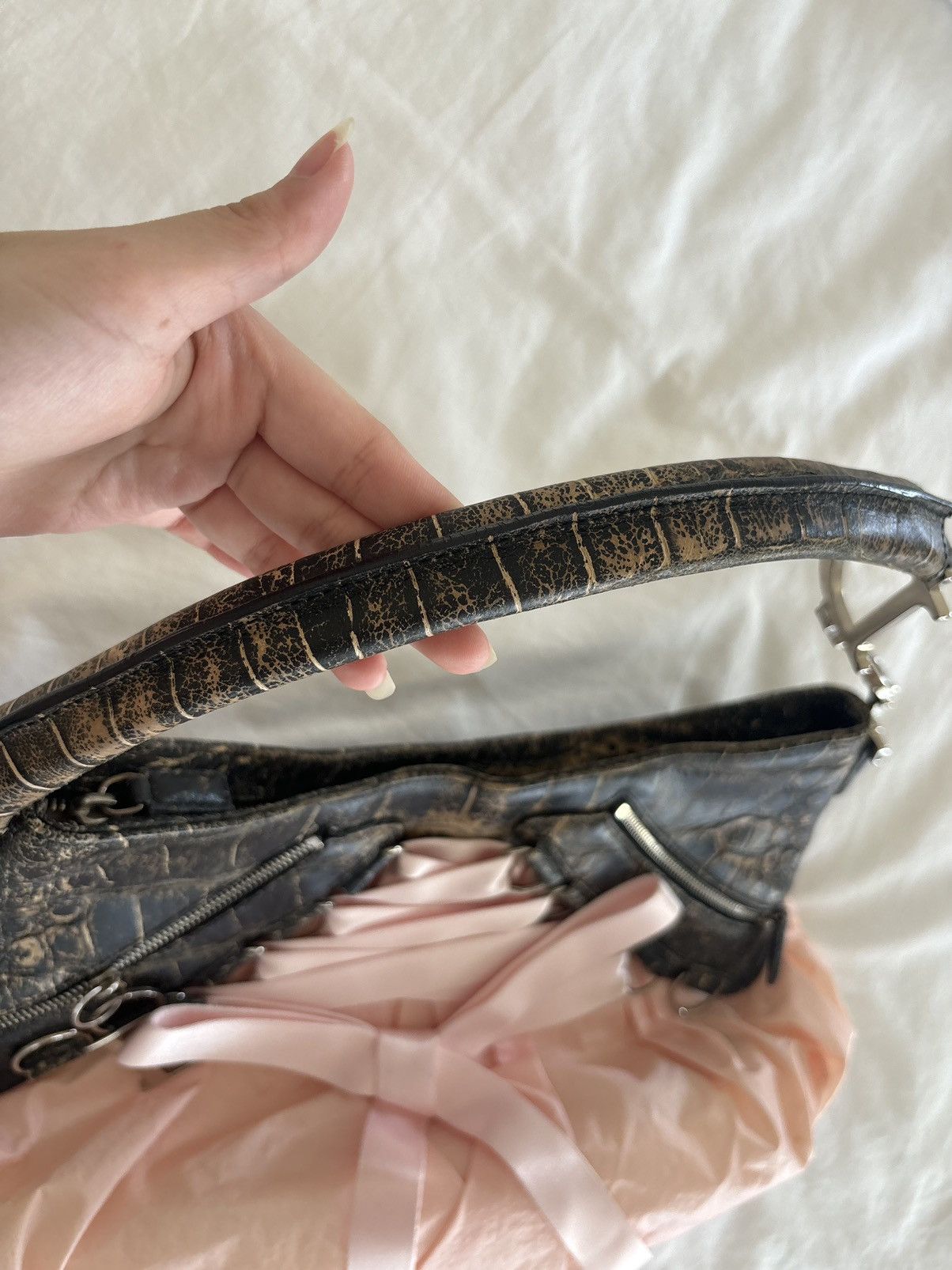 Dior Christian Dior RARE Pink and Black Python Corset Ballet Bag Size ONE SIZE - 14 Thumbnail