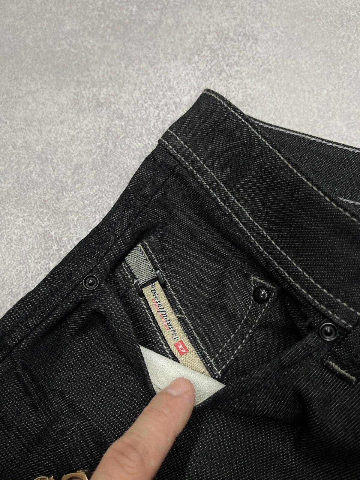 Diesel Mens Diesel Darron Denim Jeans Black Y2K 30x34 Size US 30 / EU 46 - 8 Thumbnail