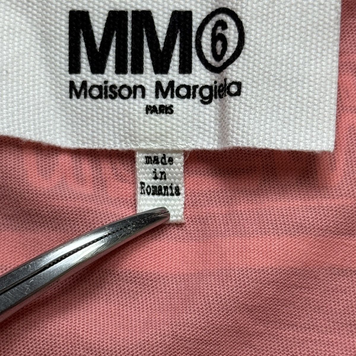 MM6 Maison Margiela - Different Script Logo Tshirt Size XS / US 0-2 / IT 36-38 - 8 Thumbnail