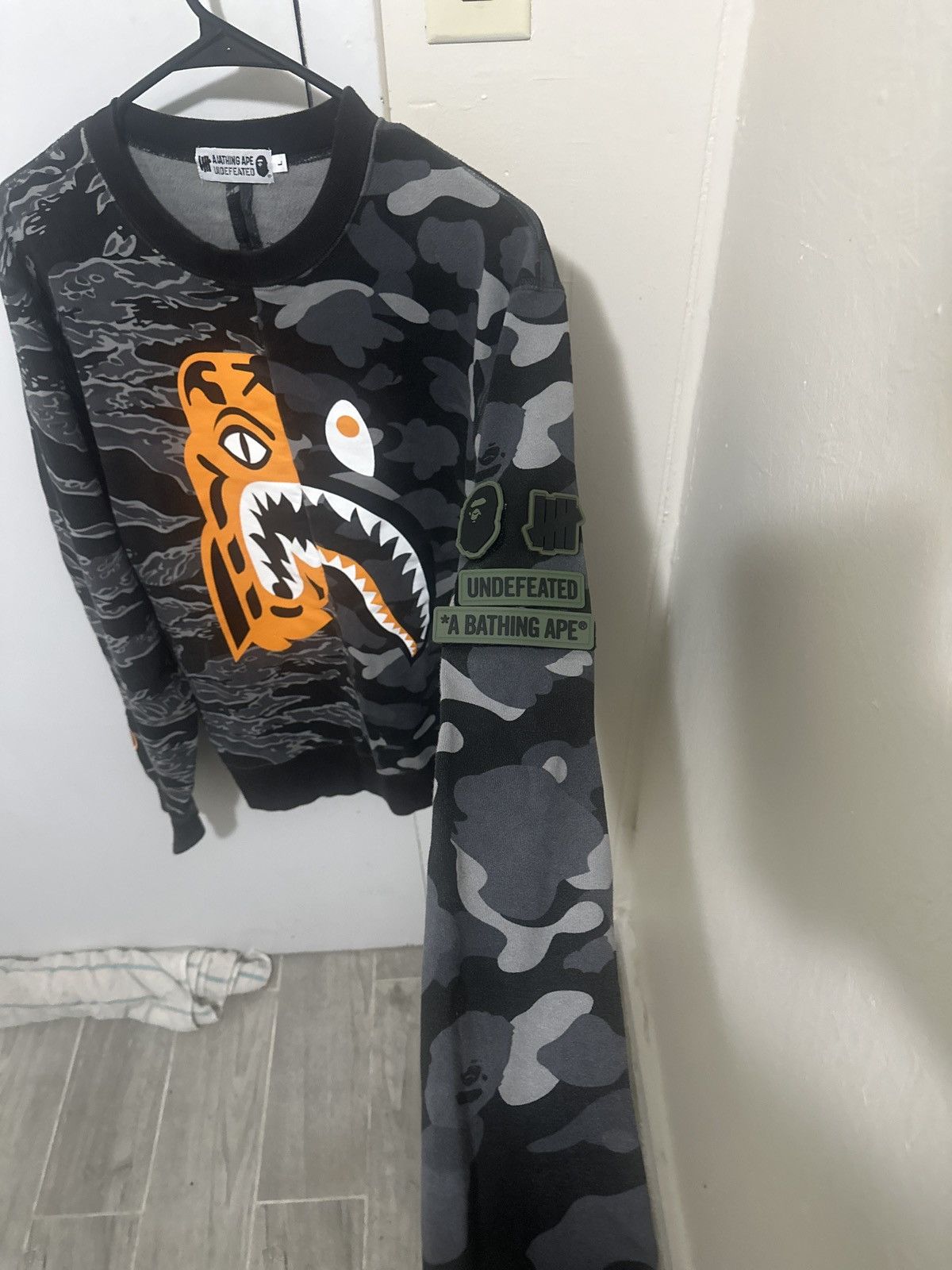 Bape Bape x undefeated Size US L / EU 52-54 / 3 - 3 Thumbnail
