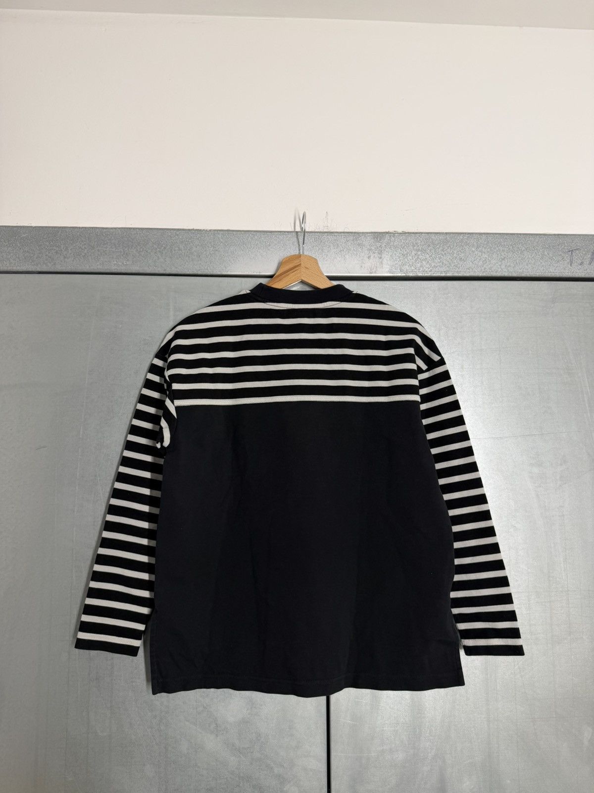 Marc by Marc Jacobs Marc By Marc Jacobs Monochrome Dreamy Rhea Sweatshirt Size XS / US 0-2 / IT 36-38 - 10 Thumbnail