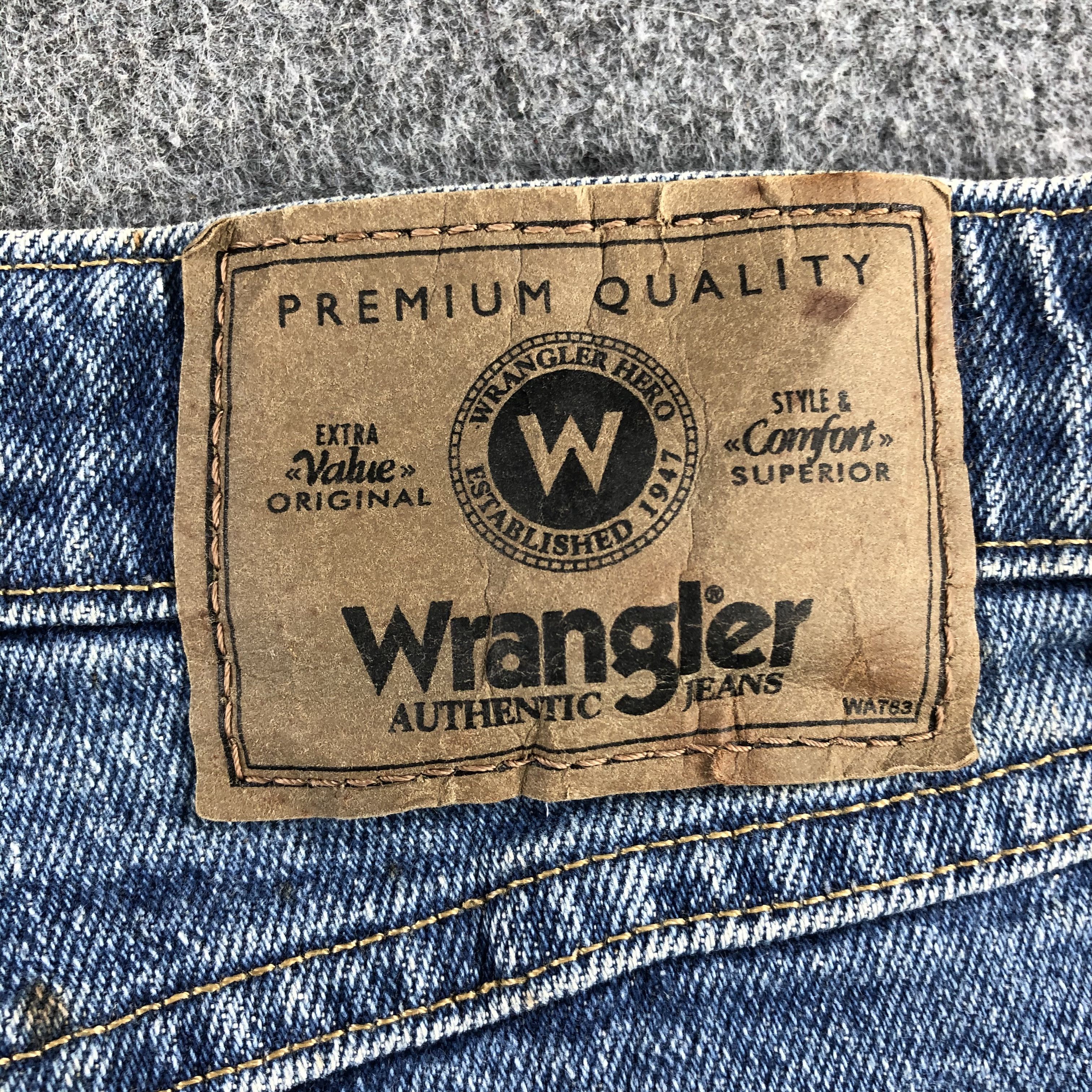 Vintage Vintage Blue Wash Wrangler Jeans-J2431 Size US 37 - 5 Thumbnail