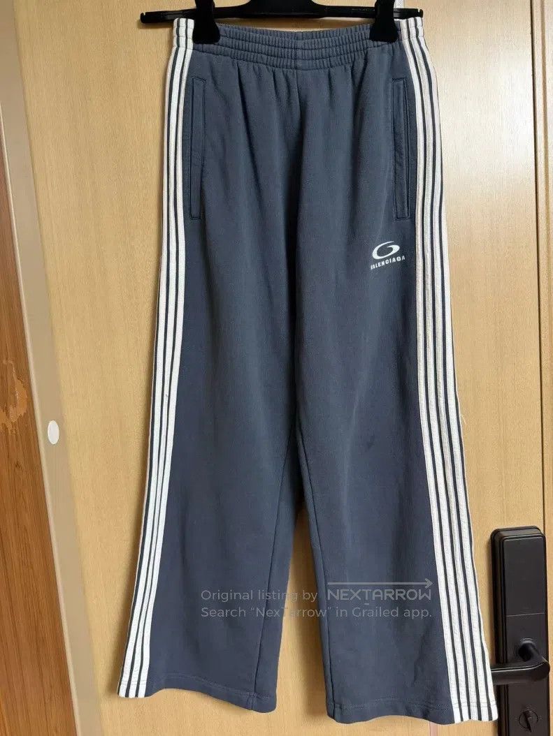 Balenciaga Balenciaga size XS Side stripe sport sweatpants Size US 30 / EU 46 - 1 Thumbnail