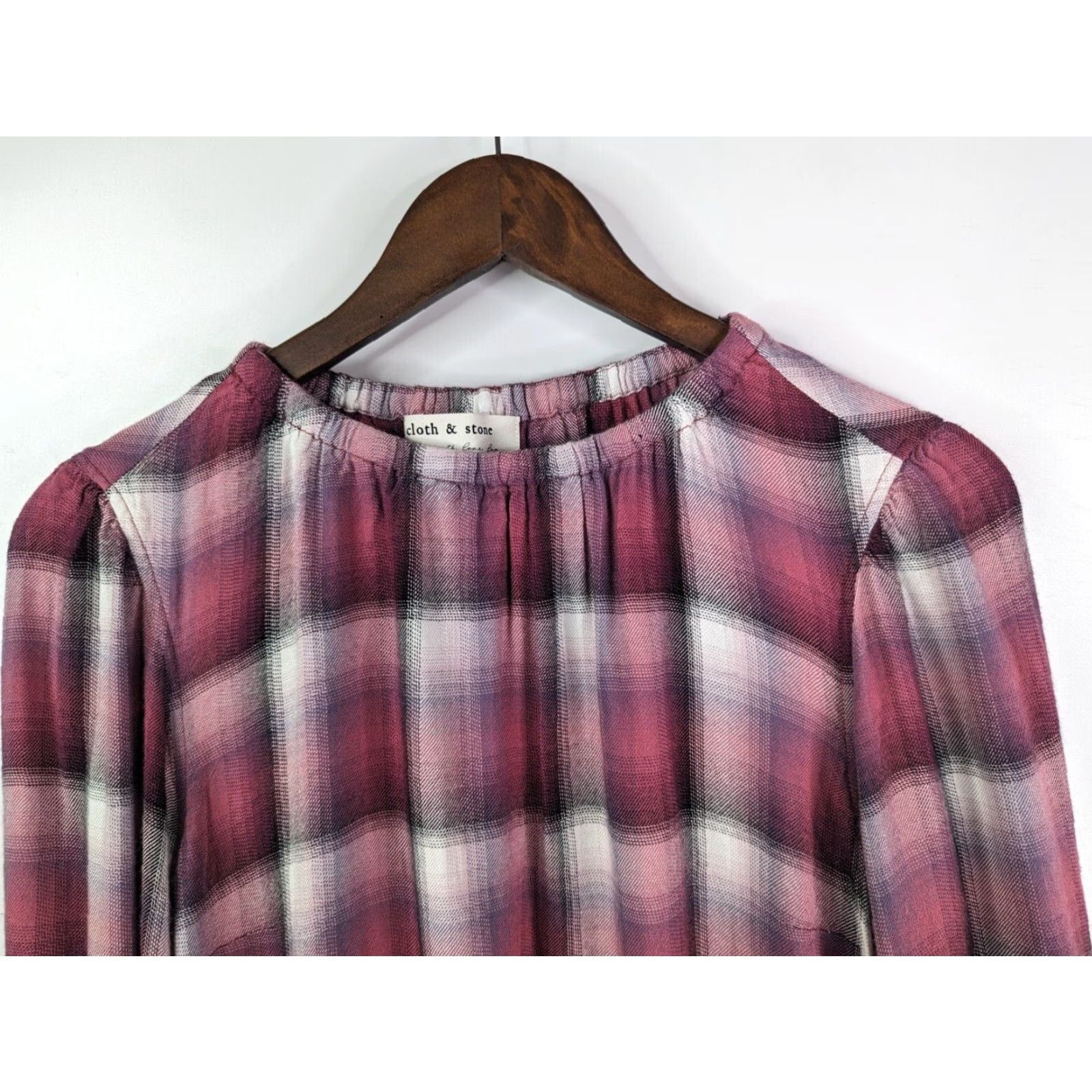Anthropologie Cloth & Stone Anthropologie Peasant Plaid Long Sleeve Top Womens XS Pink White Balloon Sleeve Boat Neck Casual Blouse Boys? Size XS / US 0-2 / IT 36-38 - 2 Thumbnail