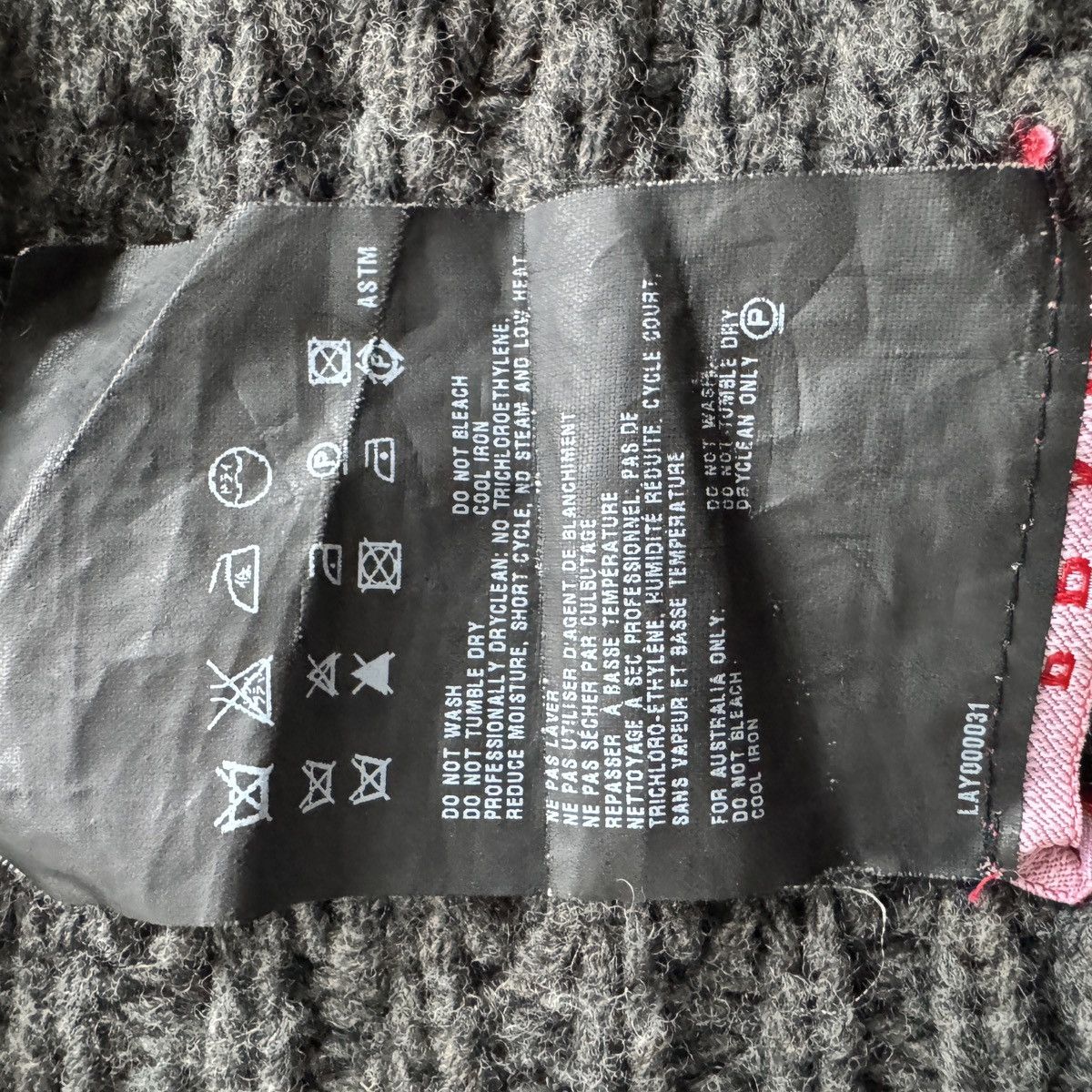 Prada Prada Cashmere Wool Beanie Leather Patch Size ONE SIZE - 6 Thumbnail