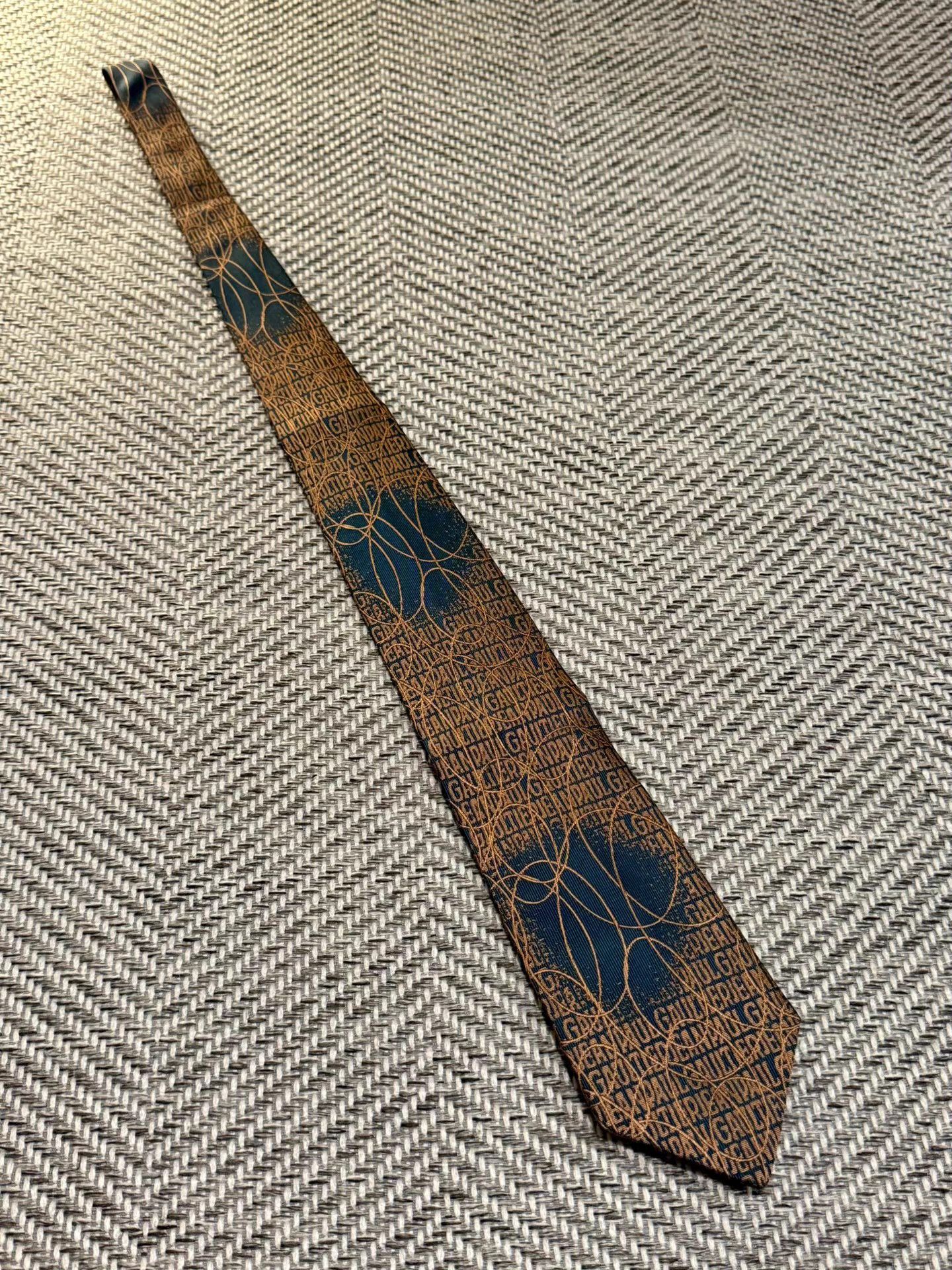 Jean Paul Gaultier Jean Paul Gaultier Magic Rune Tie K24 Size ONE SIZE - 2 Thumbnail
