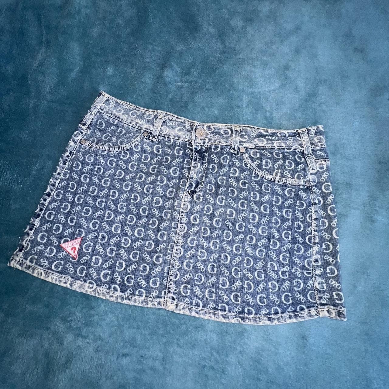 Guess GUESS Y2K Monogram Denim Mini Skirt – Iconic Vintage 2000s Size 30" / US 8 / IT 44 - 4 Thumbnail