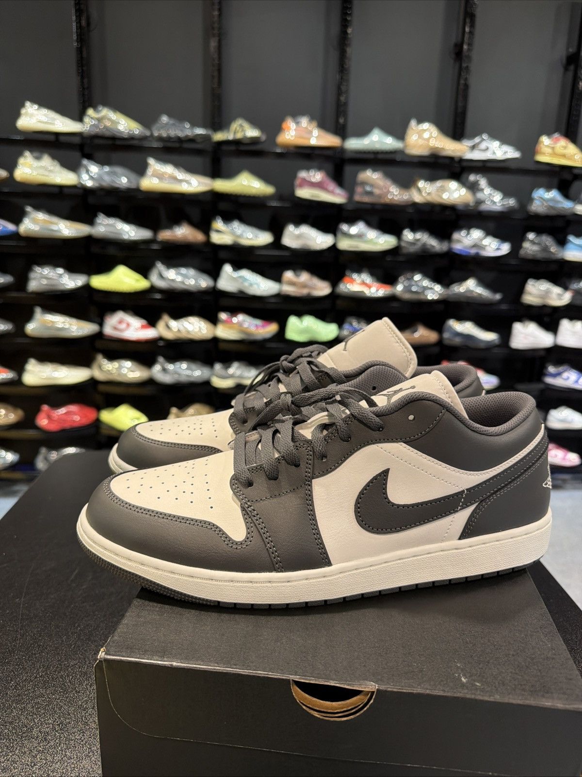 Jordan Brand Nike Air Jordan 1 Low Iron Gray Summit White Sneakers 553558 Size US 13 / EU 46 - 9 Thumbnail