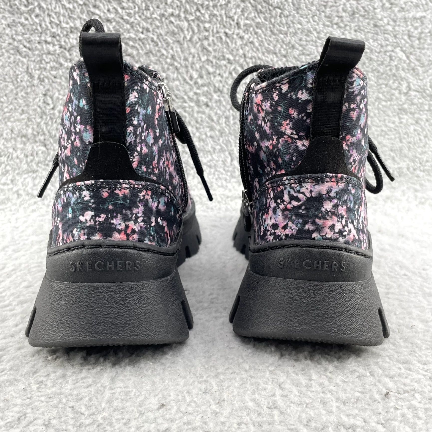 SKECHERS Skechers Street Los Angeles Roadies Surge-Lotsa Flowers Women's 5.5 Sneaker Boot - Black Floral Pattern High Top Casual Shoes Mens Womens? Size US 6 / IT 36 - 3 Thumbnail