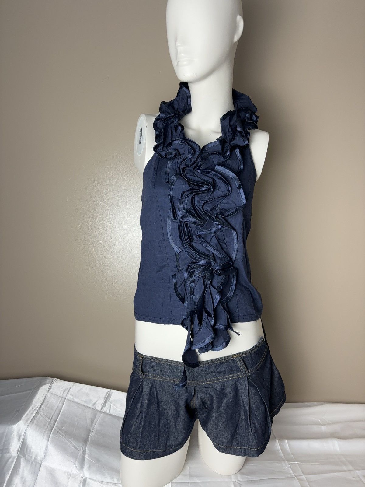 Japanese Brand × Vintage Coquette style ruffles vintage halter top Size S / US 4 / IT 40 - 1 Thumbnail
