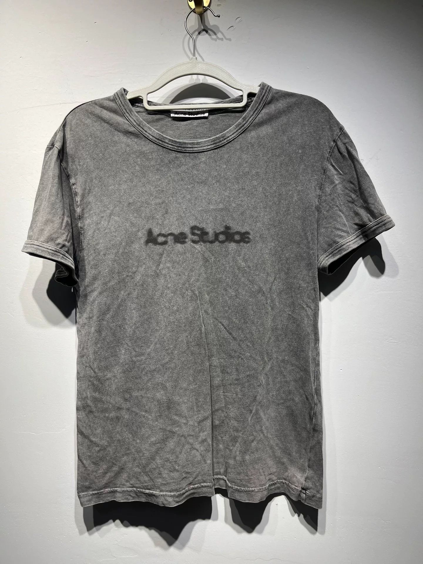 Acne Studios Acne Studios Gray T-Shirt M Women Size M / US 6-8 / IT 42-44 - 1 Thumbnail